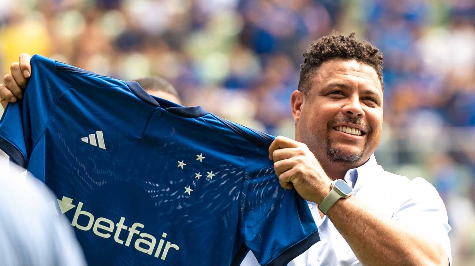 Ex-jogador Ronaldo Naz&aacute;rio, o Fen&ocirc;meno, &eacute; o dono da SAF do Cruzeiro