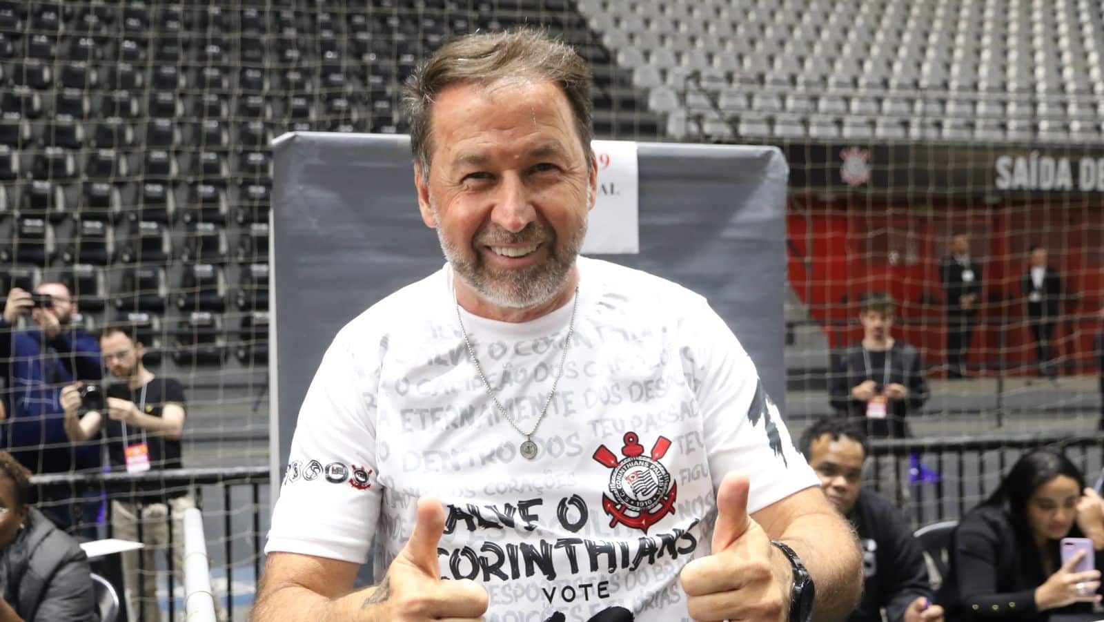 Augusto Melo falou em renovar Corinthians, mas pode trazer diretor que tem dedo no rebaixamento de 2007