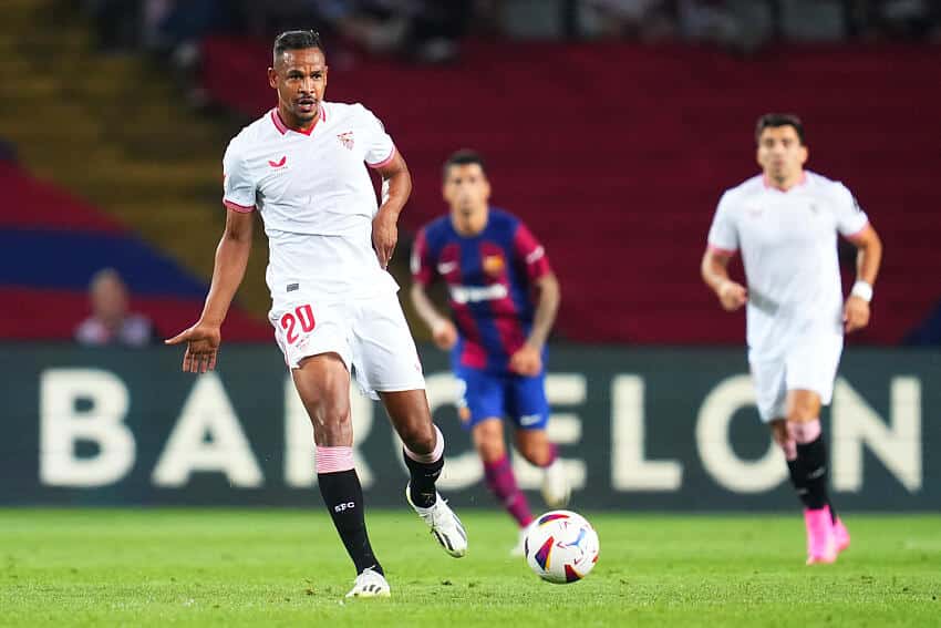 Fernando, do Sevilla, &eacute; a bola da vez para o meio de campo do Cruzeiro