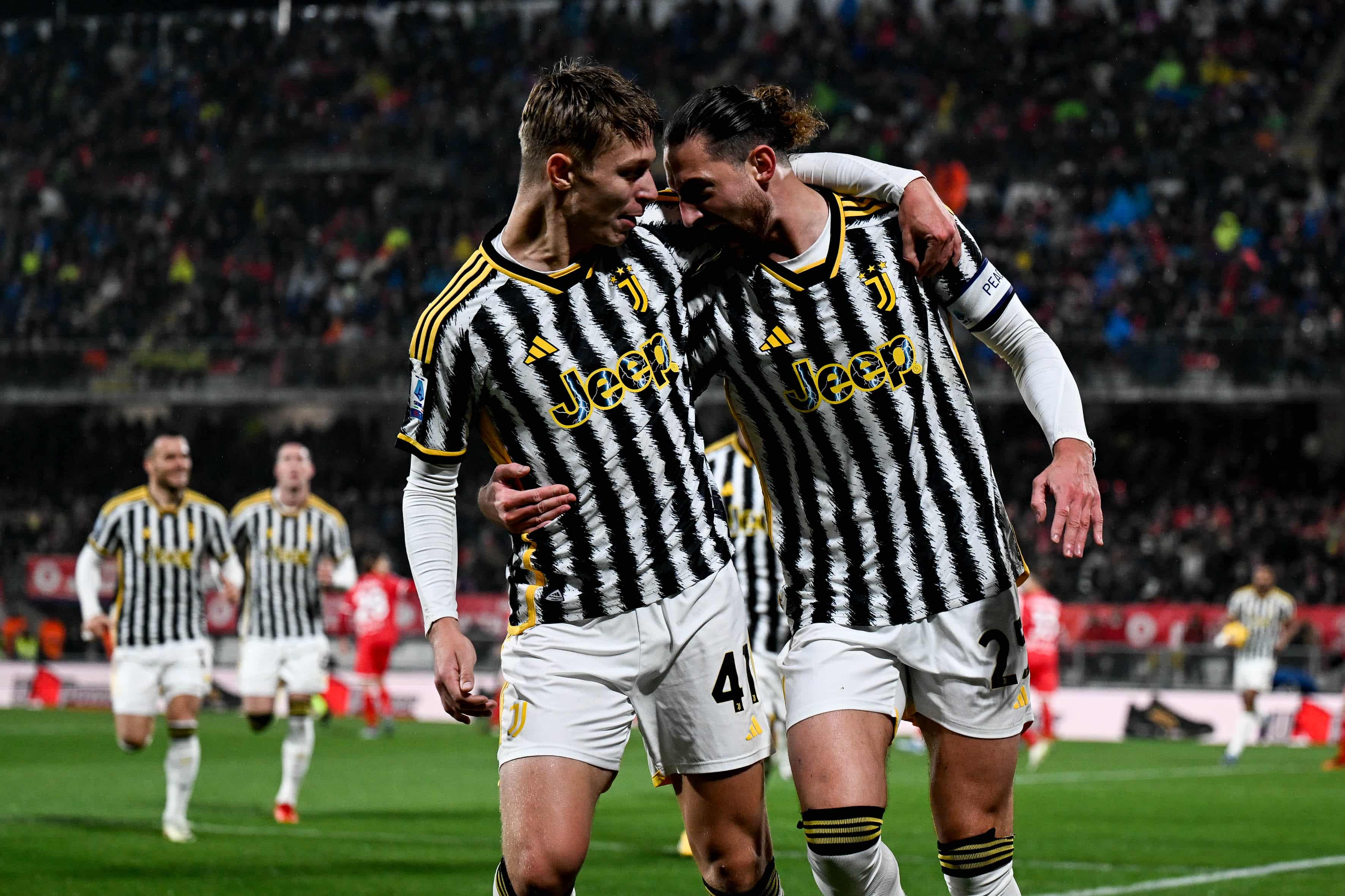 Juventus sofre empate nos acr&eacute;scimos, mas ainda assim busca vit&oacute;ria contra Monza e rouba lideran&ccedil;a da Inter