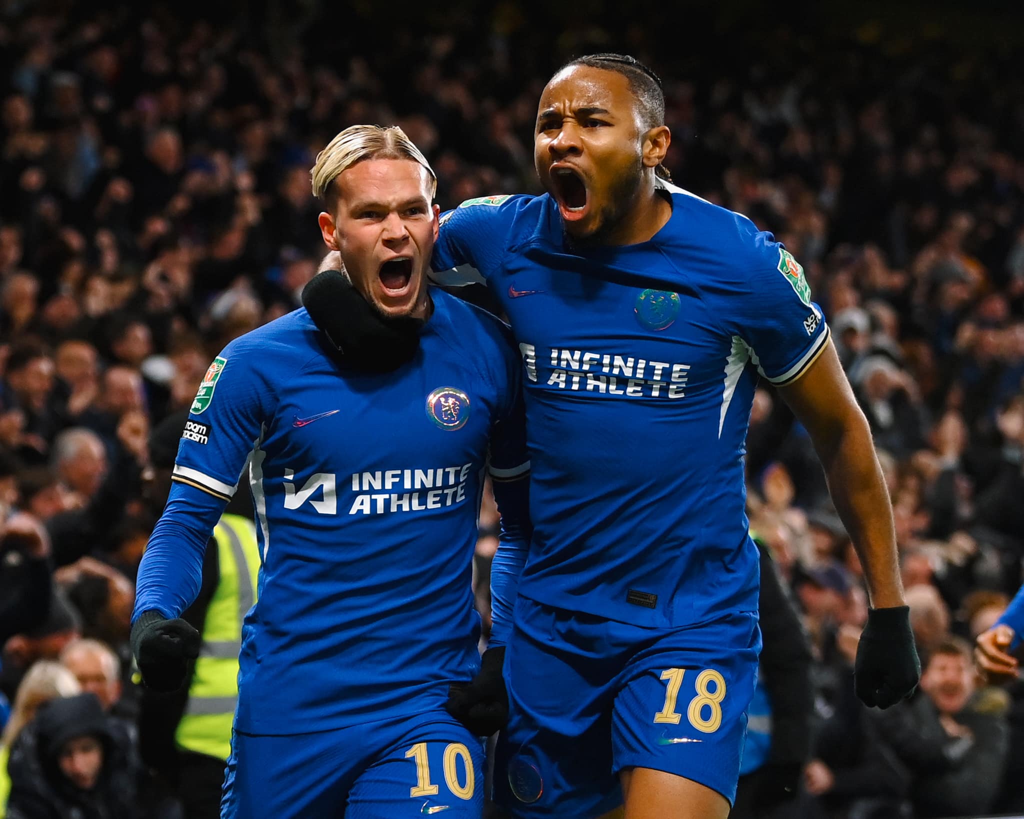 At&eacute; o fim! Chelsea busca empate nos acr&eacute;scimos e despacha Newcastle nos p&ecirc;naltis da Copa da Liga