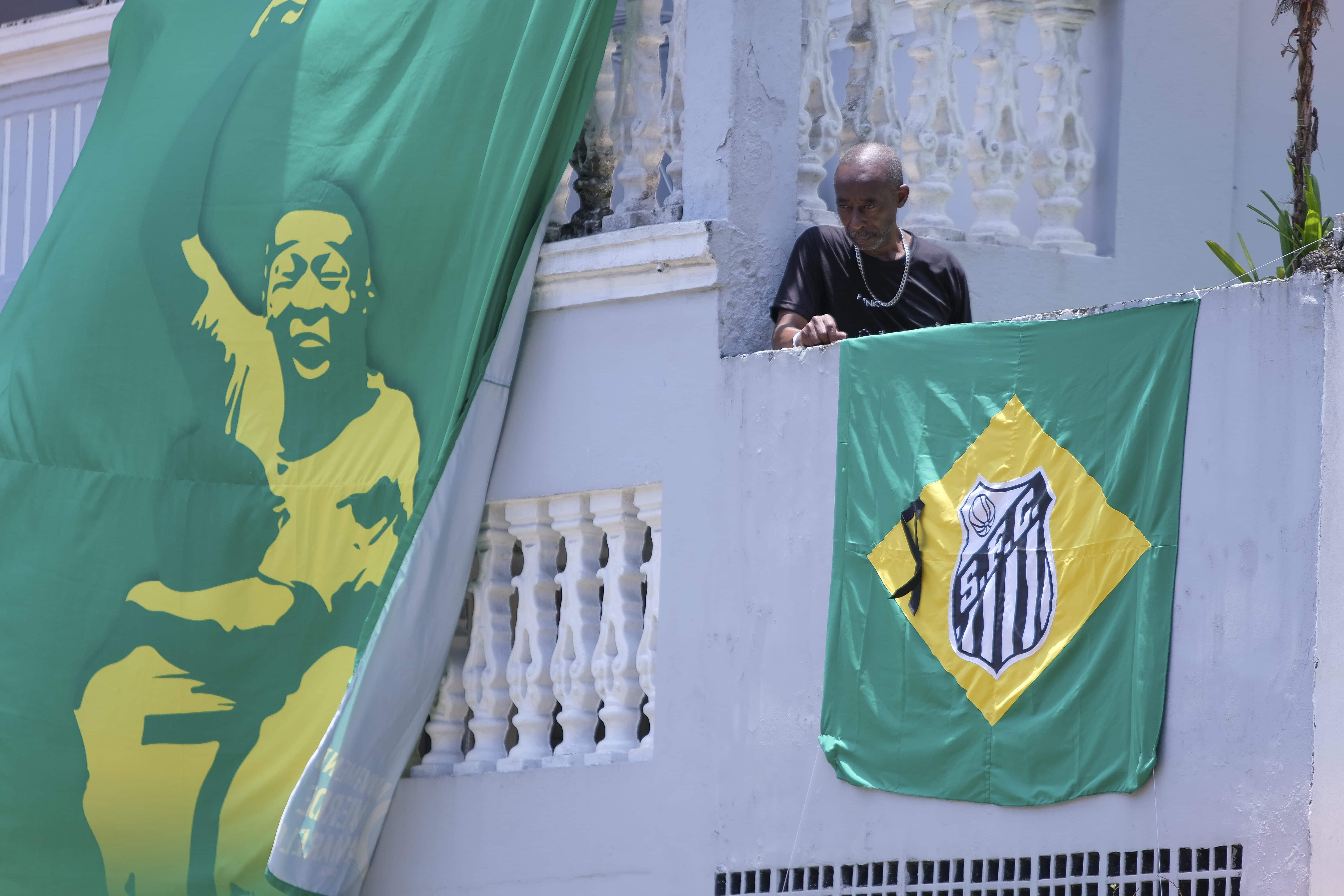 Morte de Pel&eacute; completa um ano, e Santos homenageia Rei do Futebol: &lsquo;S&iacute;mbolo de genialidade, excel&ecirc;ncia e perfei&ccedil;&atilde;o&rsquo;