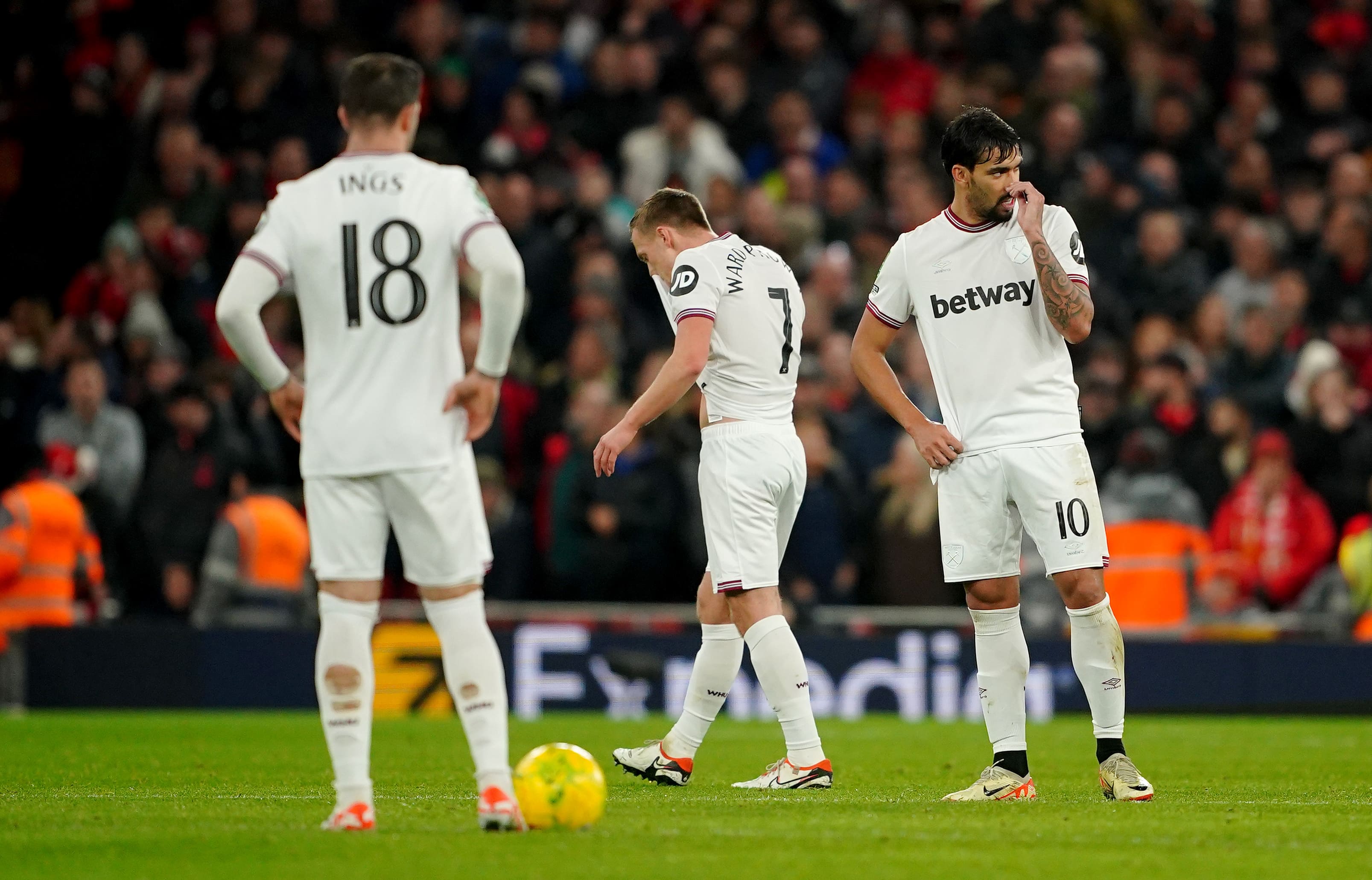 West Ham recebe o Manchester United para n&atilde;o cair no mesmo precip&iacute;cio que o advers&aacute;rio
