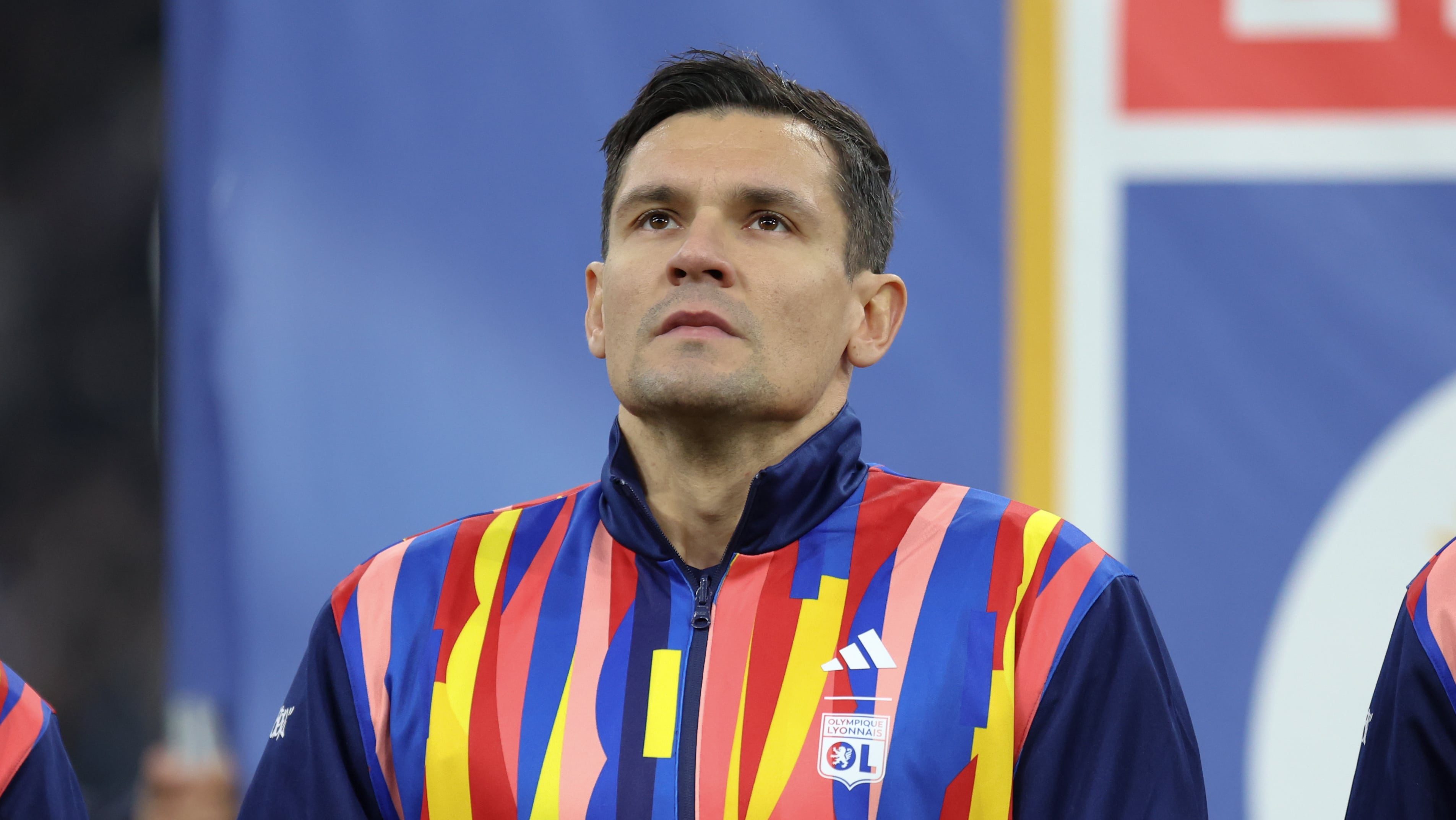 Se vira, Textor: Lovren d&aacute; recado e mostra que crise no Lyon est&aacute; enraizada