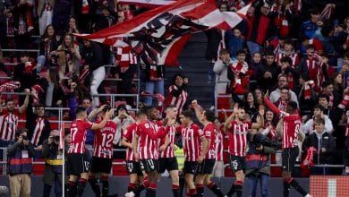 Nico Williams marca gola&ccedil;o, Athletic Bilbao vence duelo de estrat&eacute;gias contra Atl&eacute;tico de Madrid e encosta no G4