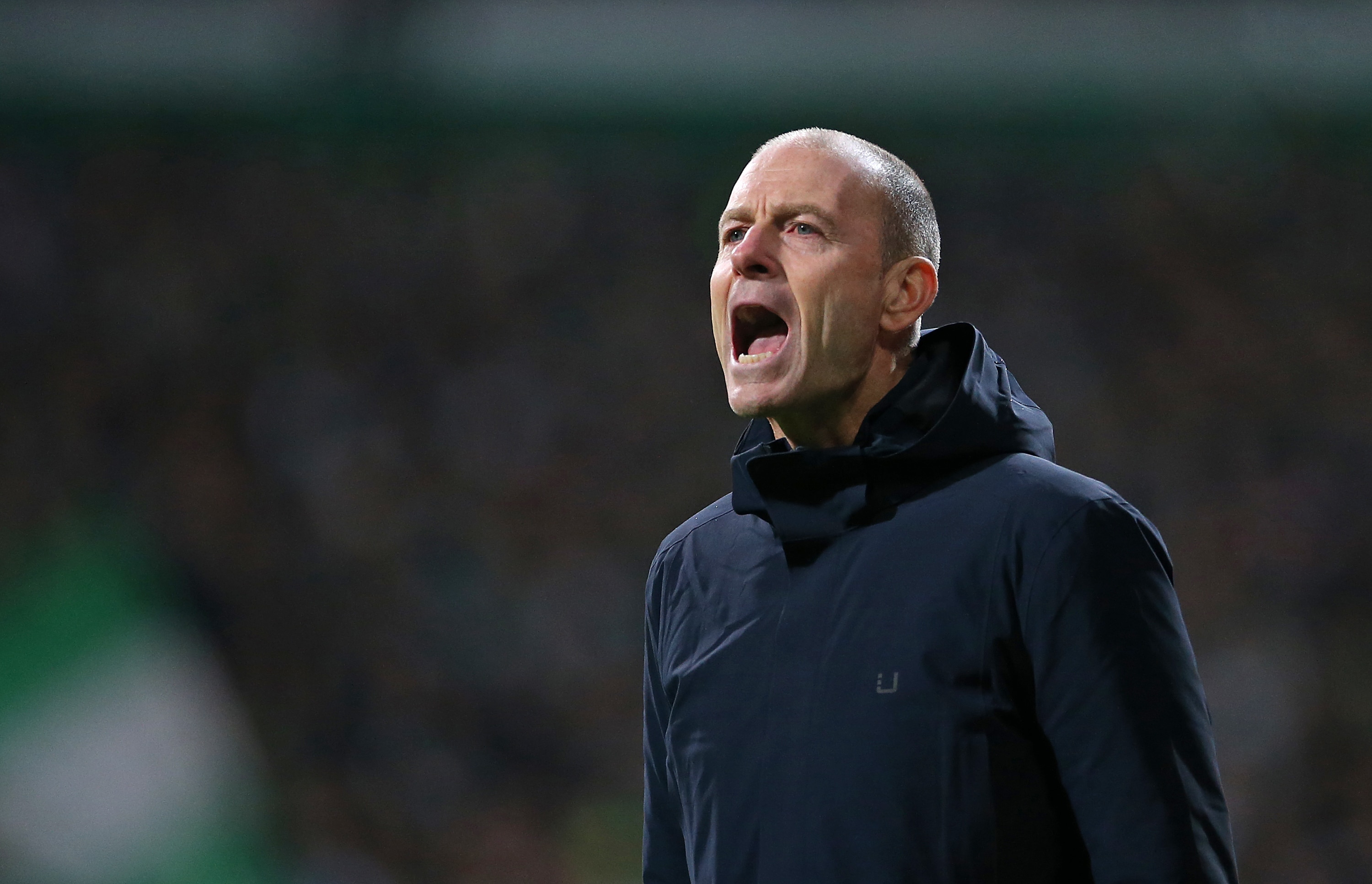 Augsburg quer aproveitar Dortmund baleado para mirar parte de cima da tabela na Bundesliga