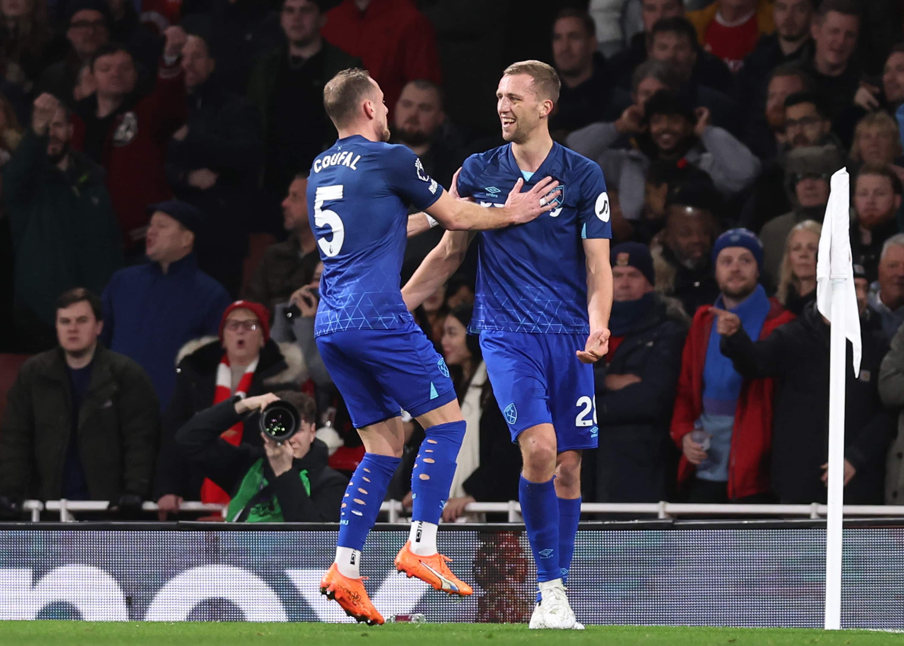 Letal e cir&uacute;rgico, o West Ham deu aula de como aproveitar as chances e bateu o Arsenal