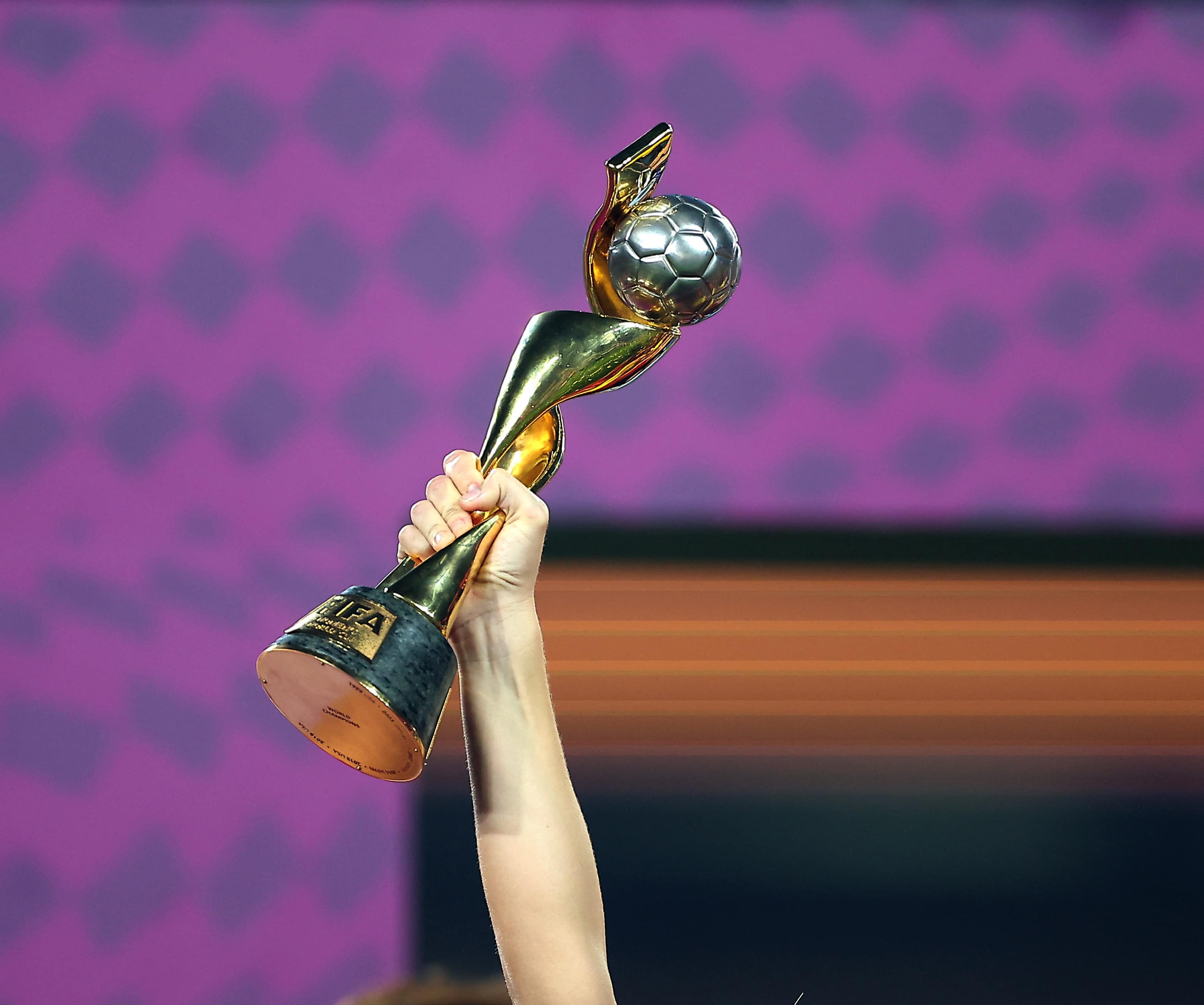 CBF entrega proposta e d&aacute; mais um passo para nova Copa do Mundo no Brasil