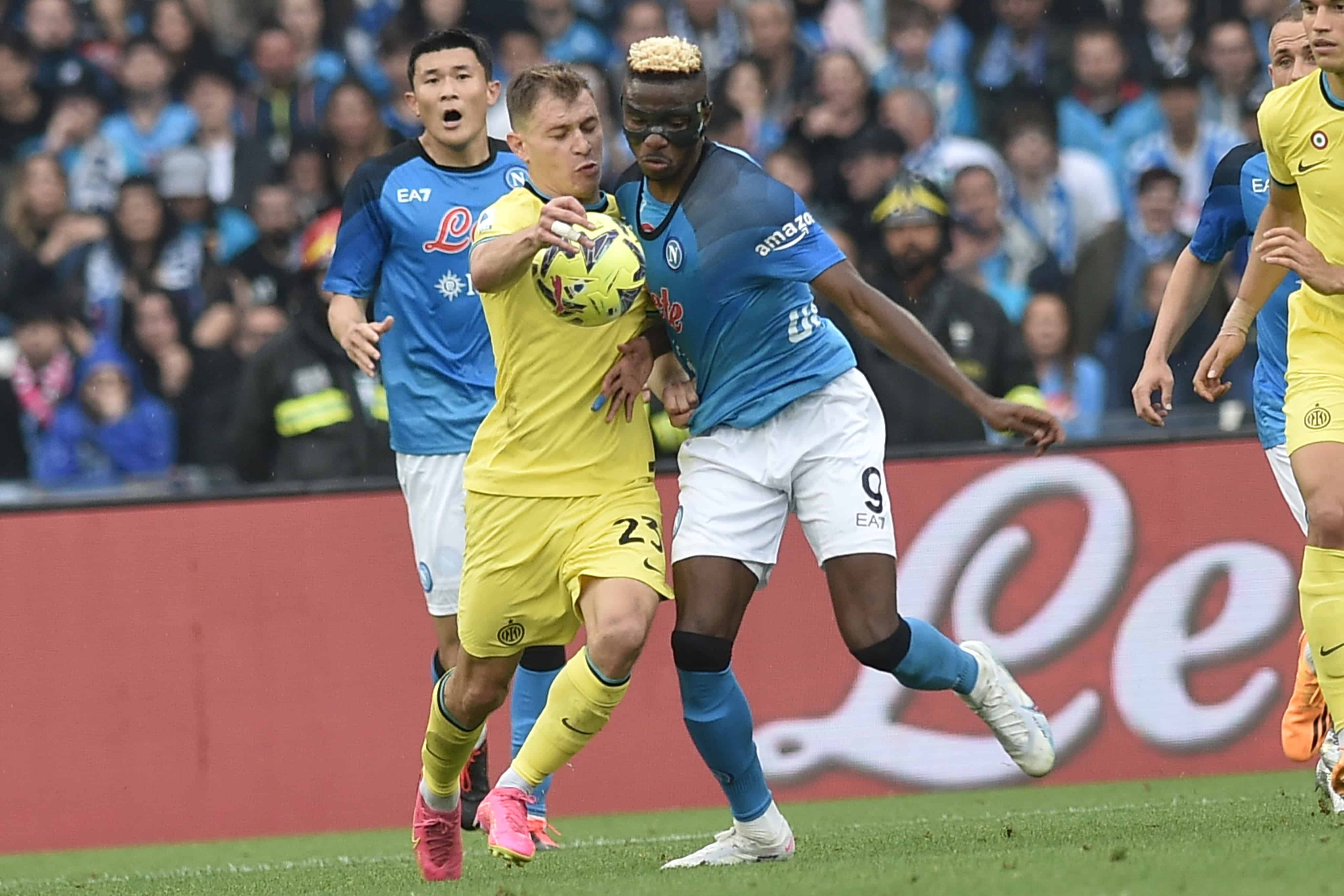 Internazionale mira o topo da Serie A com Inzaghi, enquanto Napoli tenta arrumar sua casa com Mazzarri