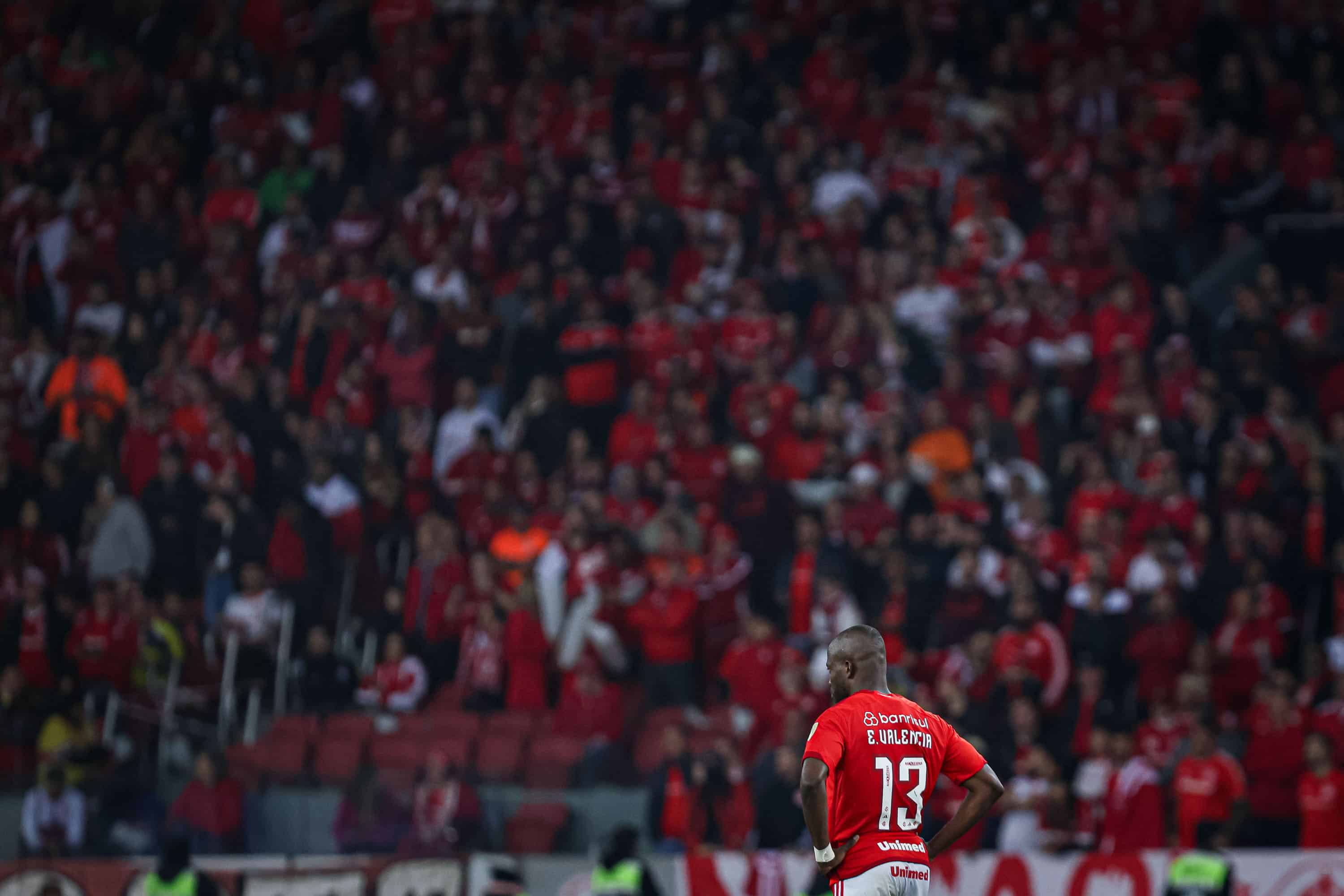 Internacional voltou a uma semi de Libertadores ap&oacute;s 8 anos, mas elimina&ccedil;&atilde;o para o Fluminense deixou gosto amargo