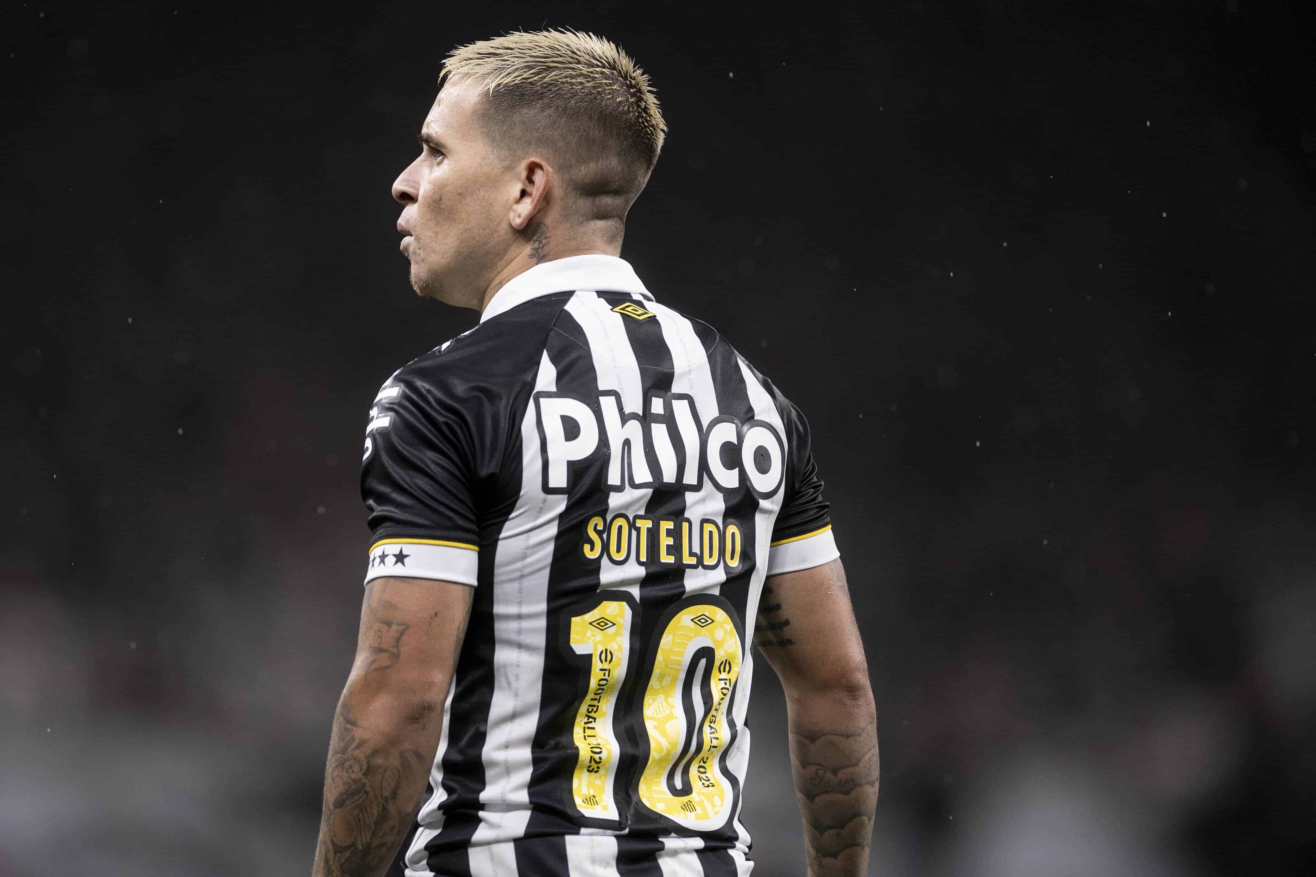 O Santos n&atilde;o tem condi&ccedil;&otilde;es (e nem deve) manter o elenco de 2023 na pr&oacute;xima temporada