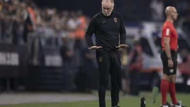 Ap&oacute;s um 2023 catastr&oacute;fico, Papai Noel ter&aacute; problemas com o Natal do Corinthians