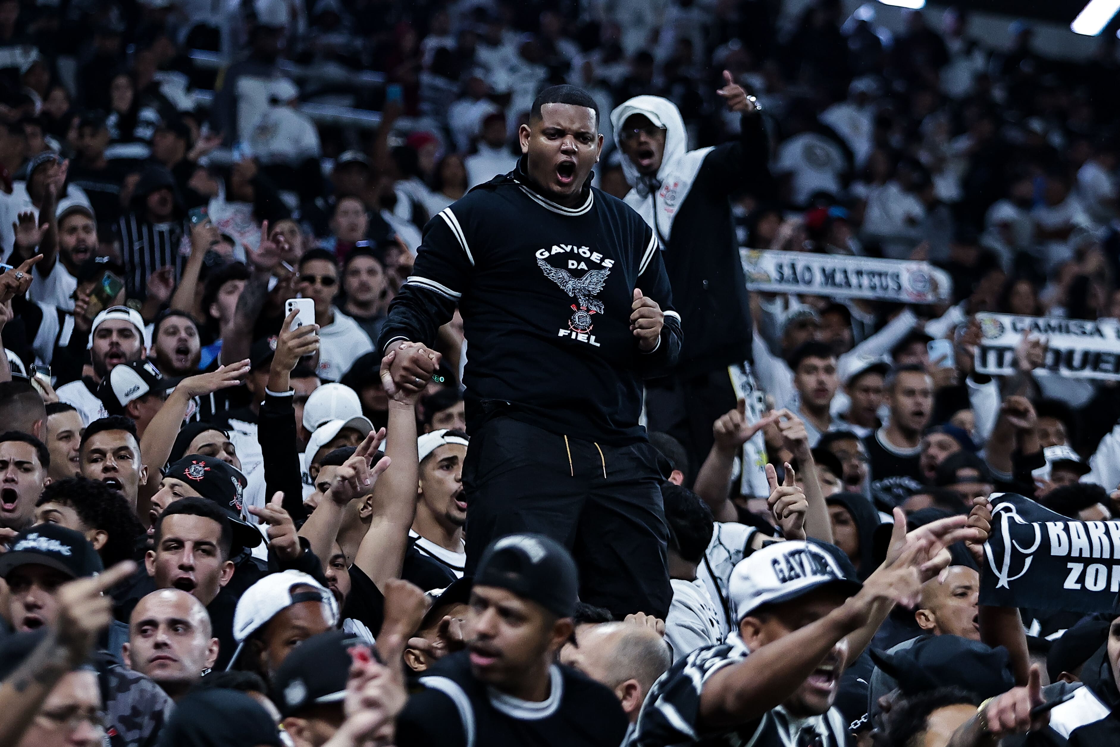 Corinthians teve 2023 repleto de protestos e com ponto final nos 16 anos de Renova&ccedil;&atilde;o e Transpar&ecirc;ncia