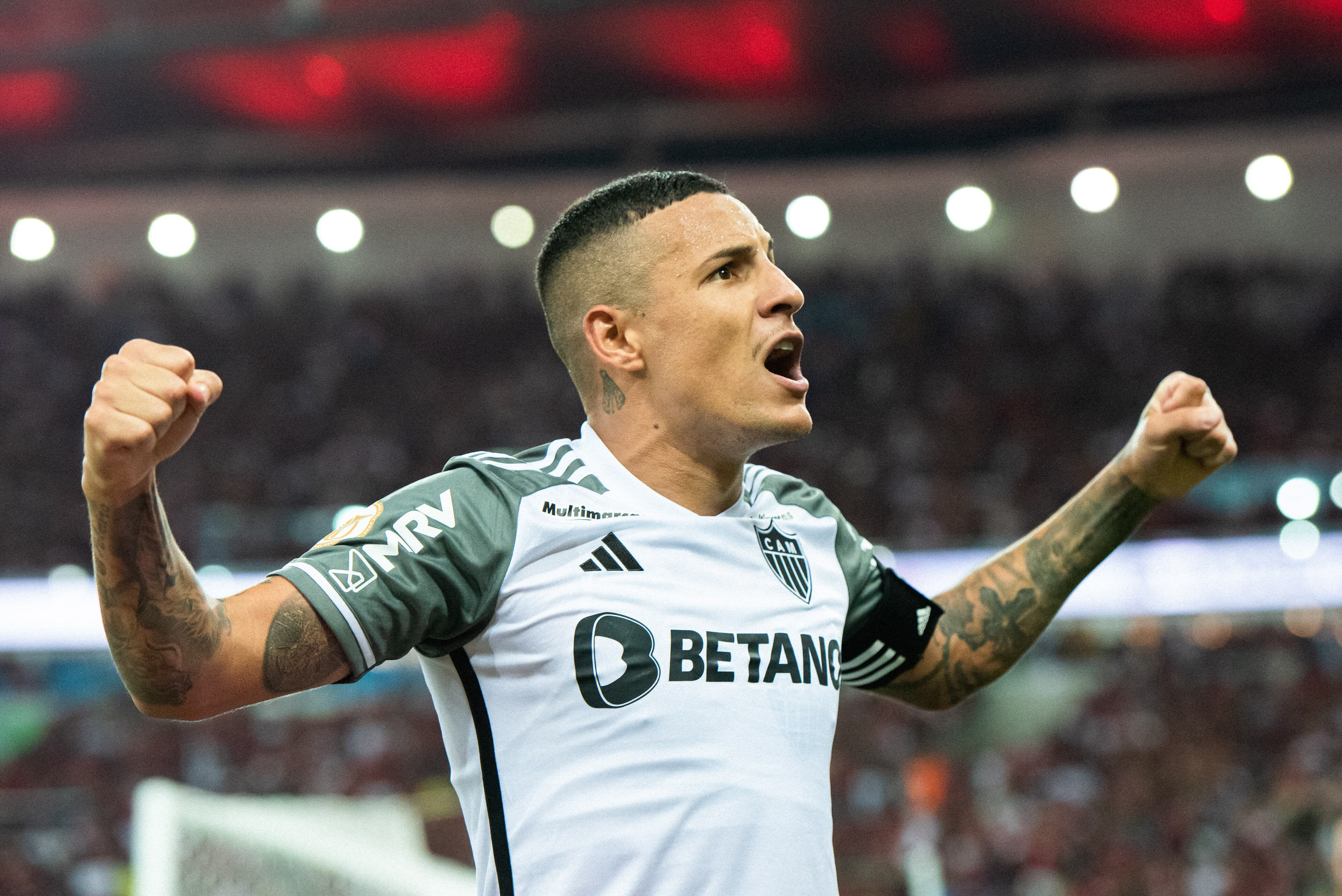 Guilherme Arana teve ano de volta por cima coroado com Sele&ccedil;&atilde;o e vis&iacute;vel evolu&ccedil;&atilde;o no Atl&eacute;tico-MG