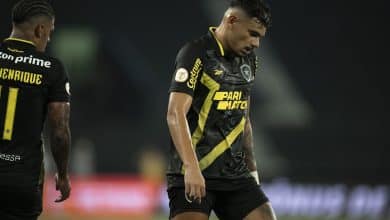 Do c&eacute;u ao inferno: Botafogo viveu maior vexame da hist&oacute;ria do Brasileiro por pontos corridos