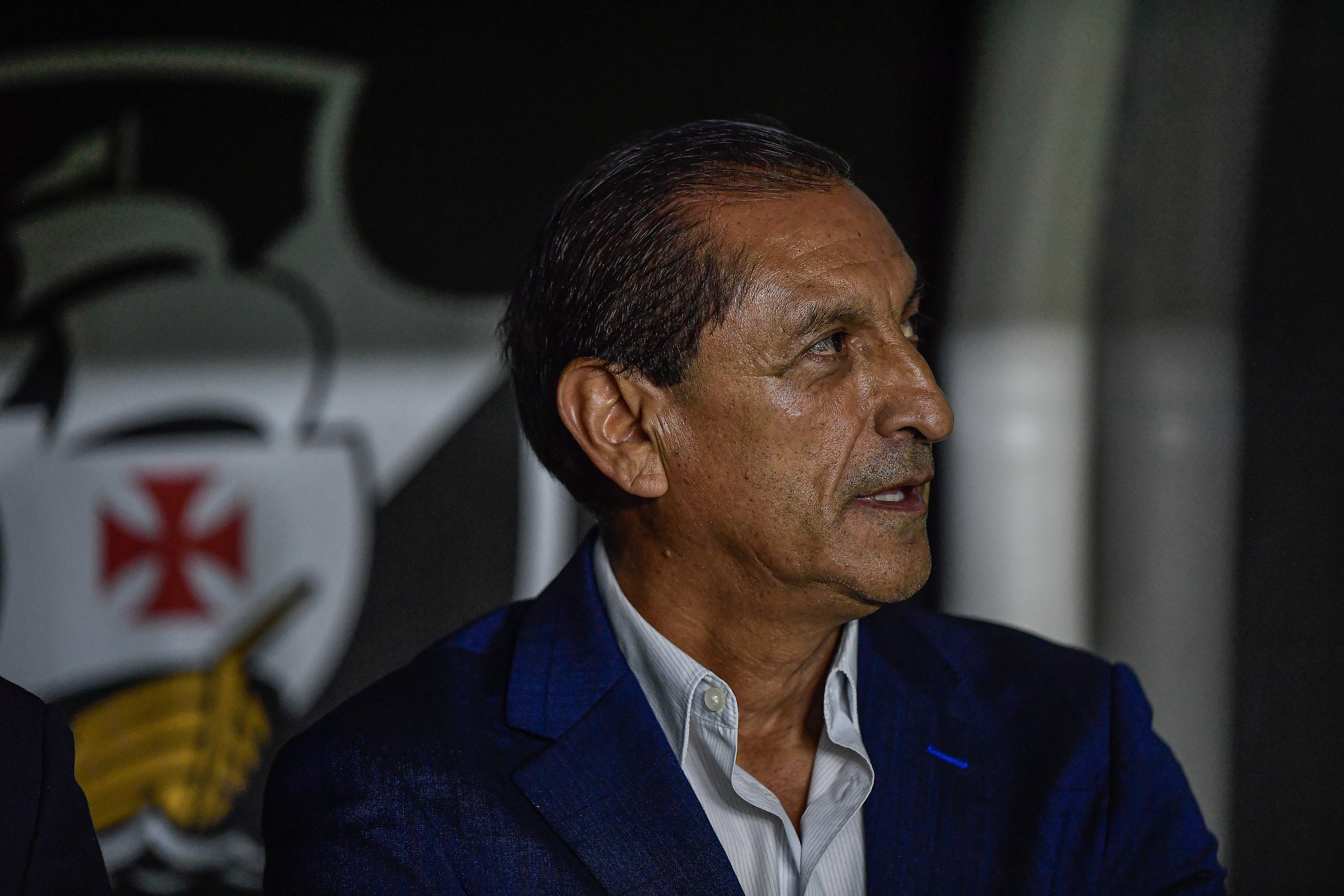 Respons&aacute;vel por perman&ecirc;ncia, Ram&oacute;n Diaz deixa futuro em aberto, mas Vasco conta ele por dias melhores