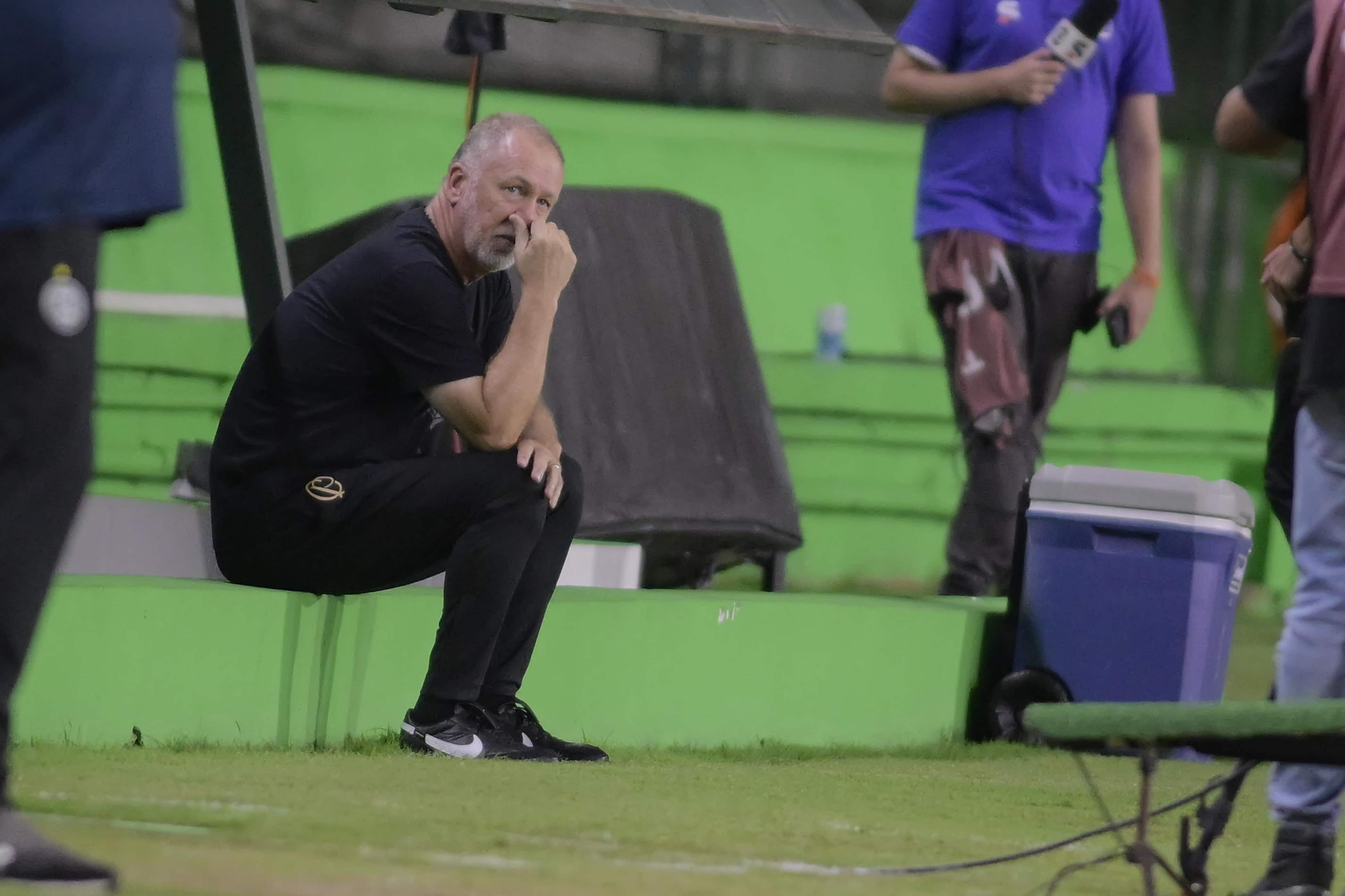 Corinthians: O que esperar da reuni&atilde;o entre Augusto Melo, pr&oacute;ximo presidente do clube, e treinador Mano Menezes