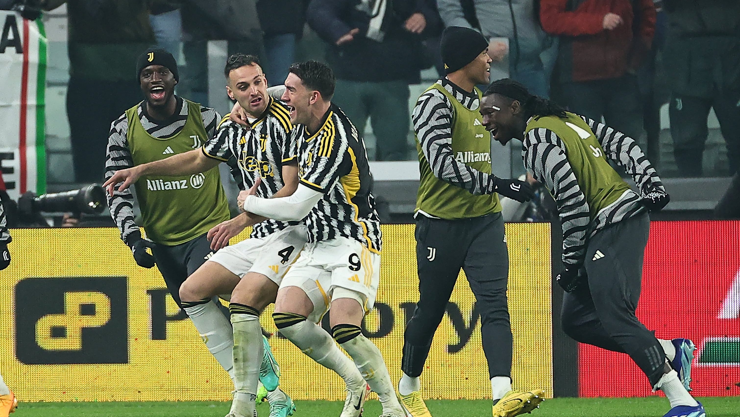 Juventus de Allegri segue a mesma pasmaceira, vence um Napoli ineficiente no ataque e joga press&atilde;o para Inter