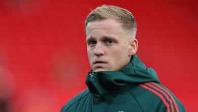 Van de Beek agora vai para a Alemanha tentar recuperar seu futebol, cada vez mais no passado