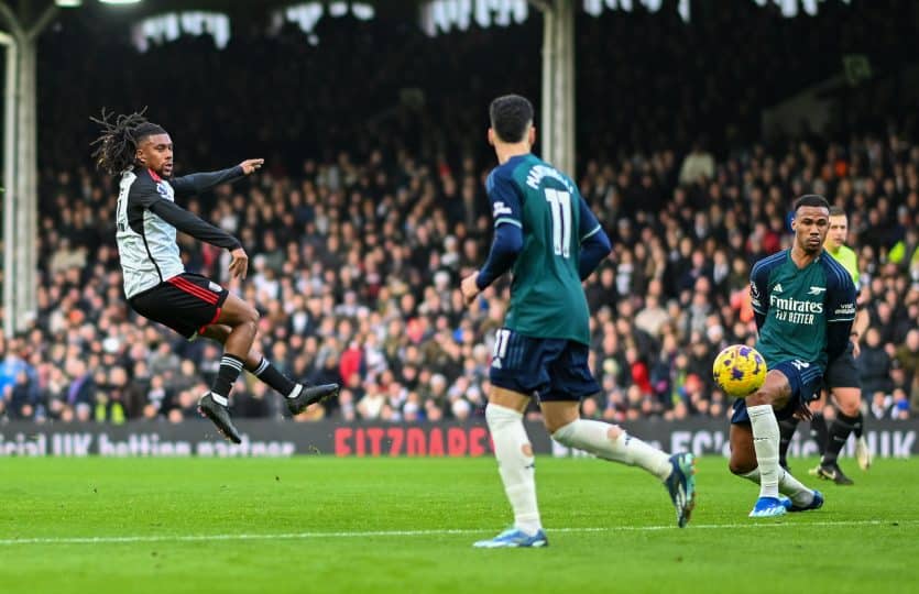 Arsenal perde, de virada, para o Fulham e desperdiça chance de terminar 2023 na liderança da Premier League