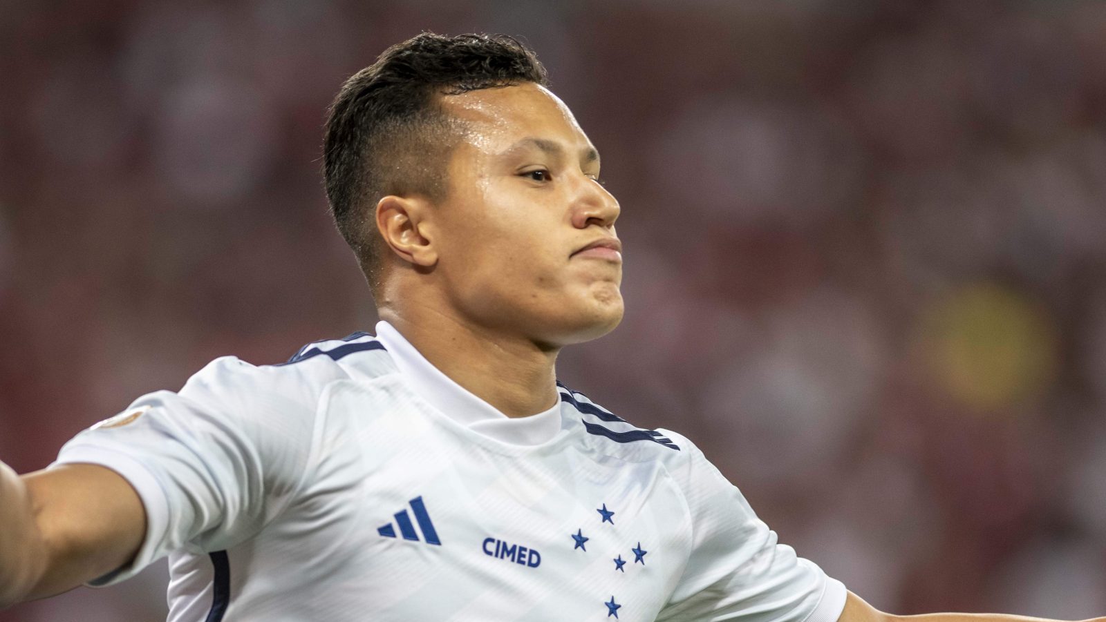 Cruzeiro tem em Marlon uma grata surpresa, que fez temporada de melhor da posi&ccedil;&atilde;o no Brasileir&atilde;o