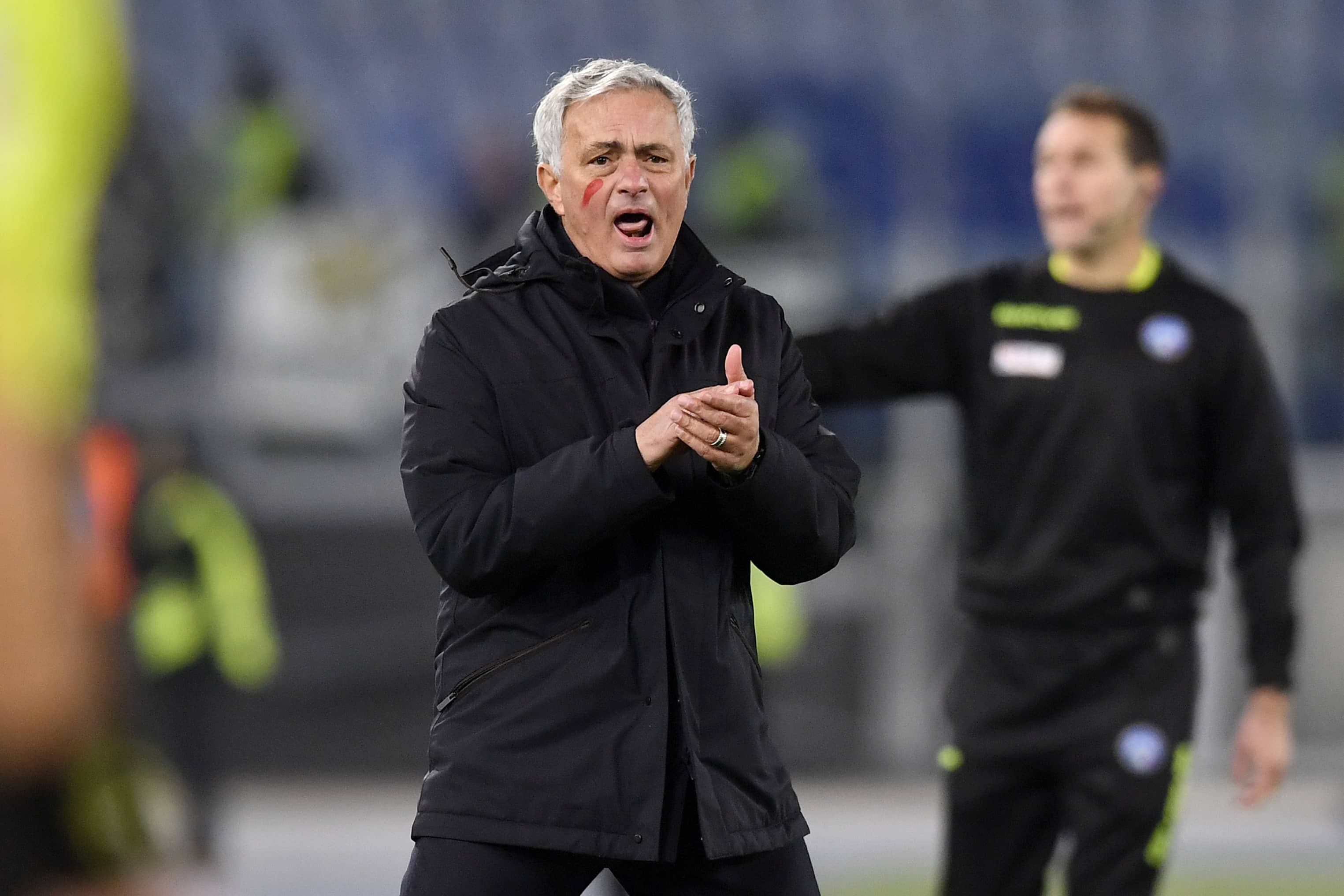 Parece inacredit&aacute;vel, mas Mourinho &eacute; investigado por dizer que &aacute;rbitro n&atilde;o tem &lsquo;estabilidade emocional&rsquo;