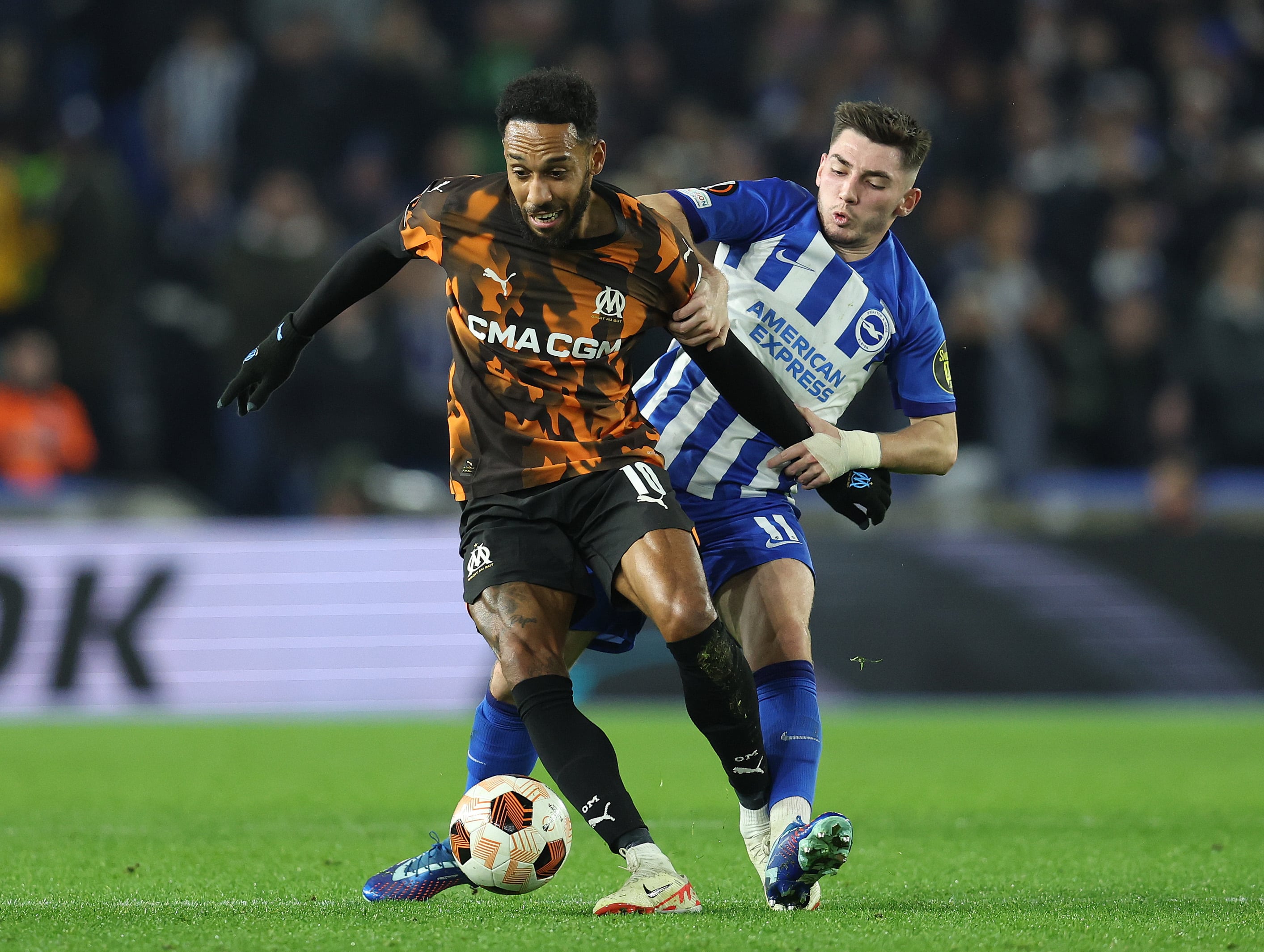 Sempre ele: Jo&atilde;o Pedro marca no fim e Brighton supera Marseille por vaga nas oitavas da Liga Europa