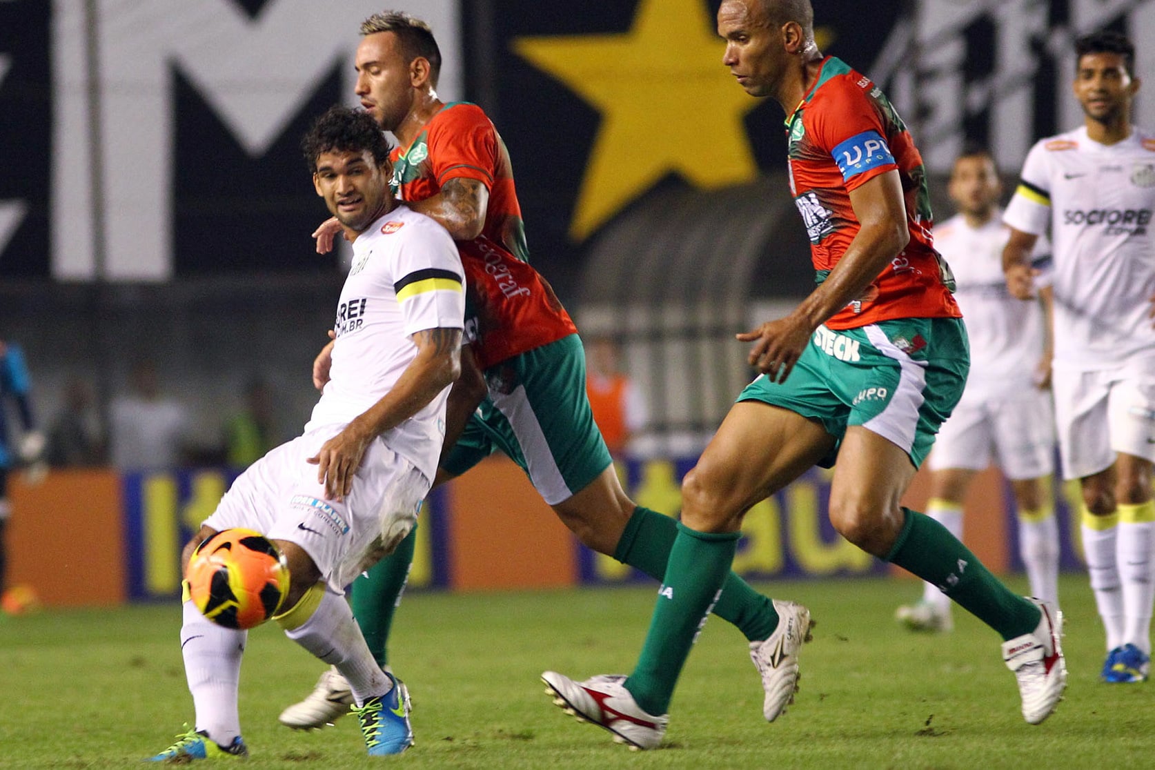 Dez anos ap&oacute;s rebaixamento pol&ecirc;mico, Portuguesa tenta se reconstruir na elite do Campeonato Paulista