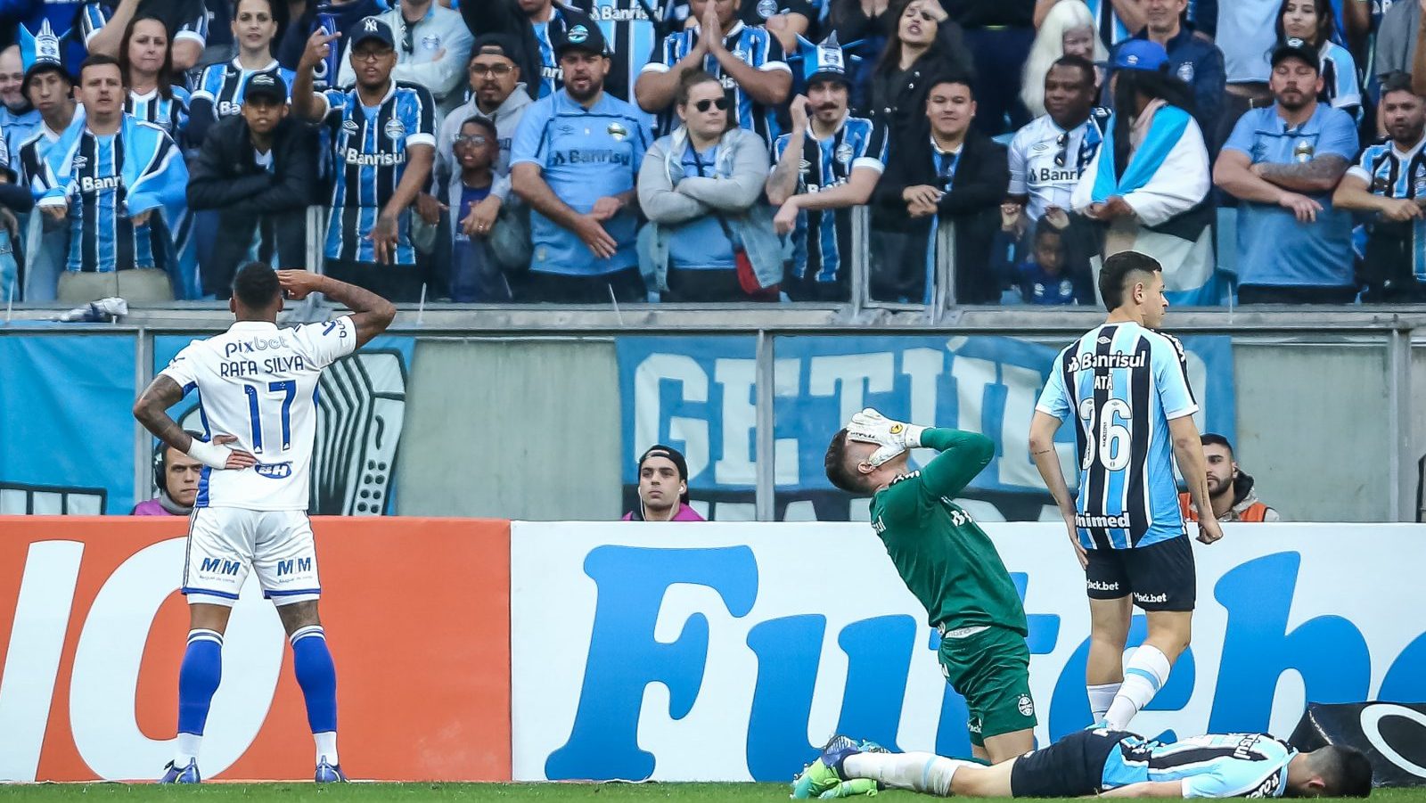 Anunciado pelo Cruzeiro, Rafa Silva pode ajudar o time em 2024?