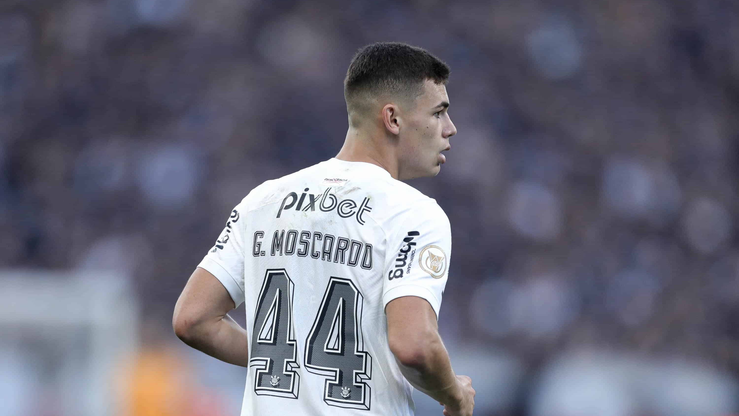 Corinthians buscou solu&ccedil;&otilde;es na base, e Luxemburgo mostrou que ainda tem bom faro para lan&ccedil;ar jovens