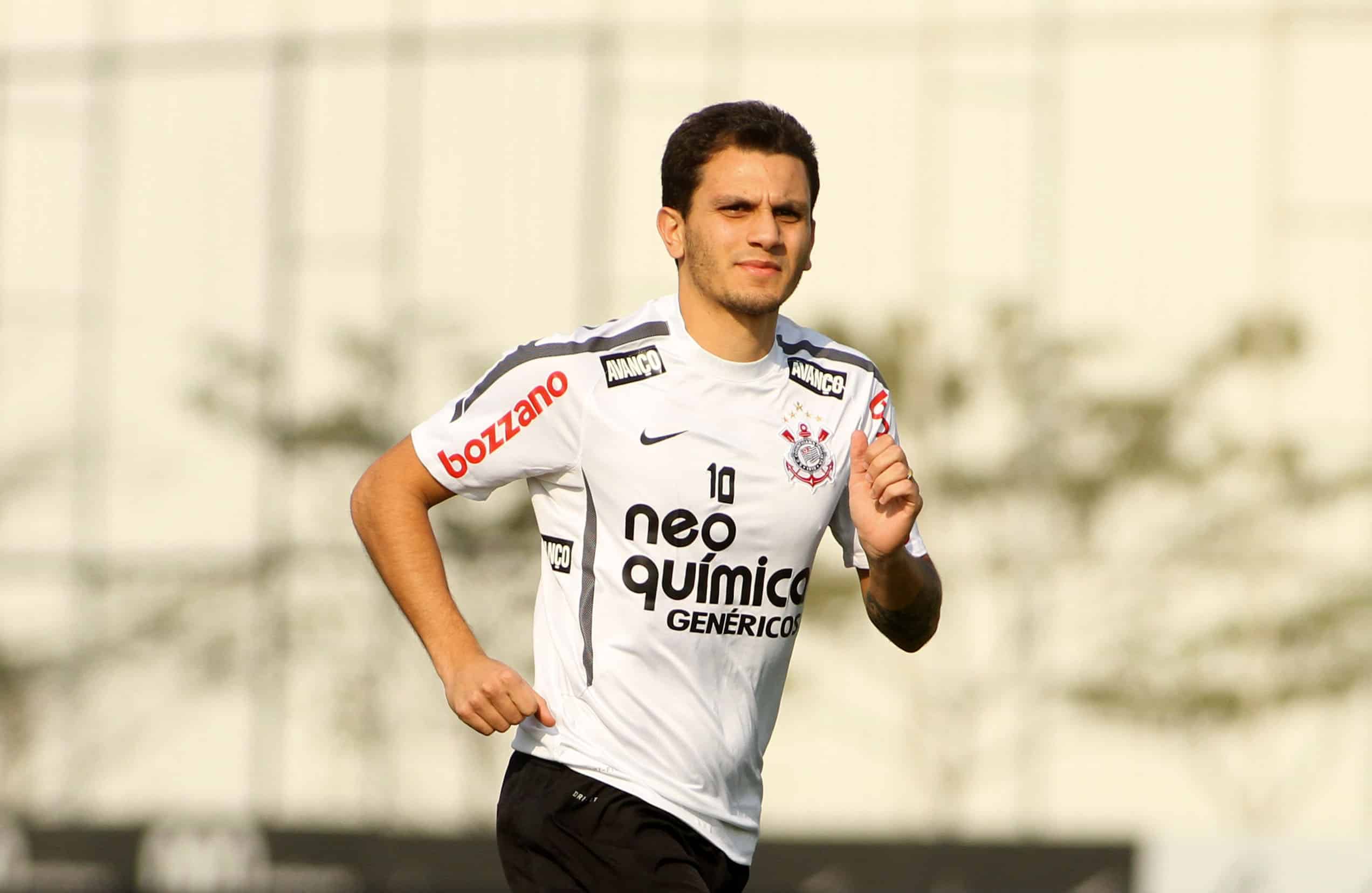 Vamos falar de F&aacute;bio Santos no Corinthians: antes da despedida, um olhar sobre o come&ccedil;o