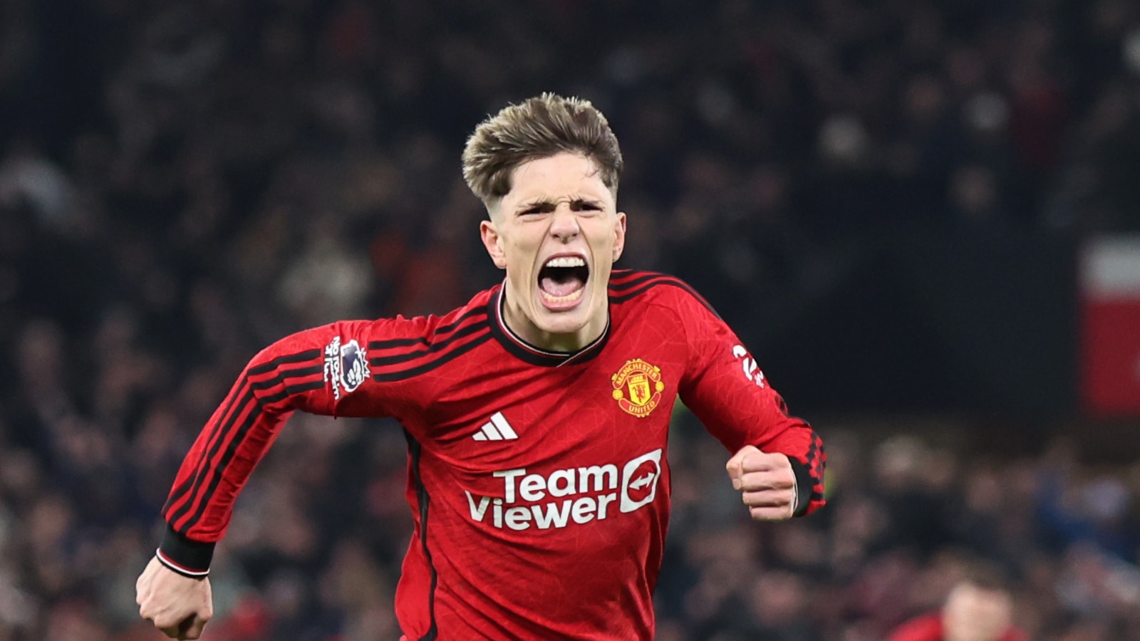 Manchester United mostrou ser o gigante de outrora para buscar uma sensacional virada em cima do Villa