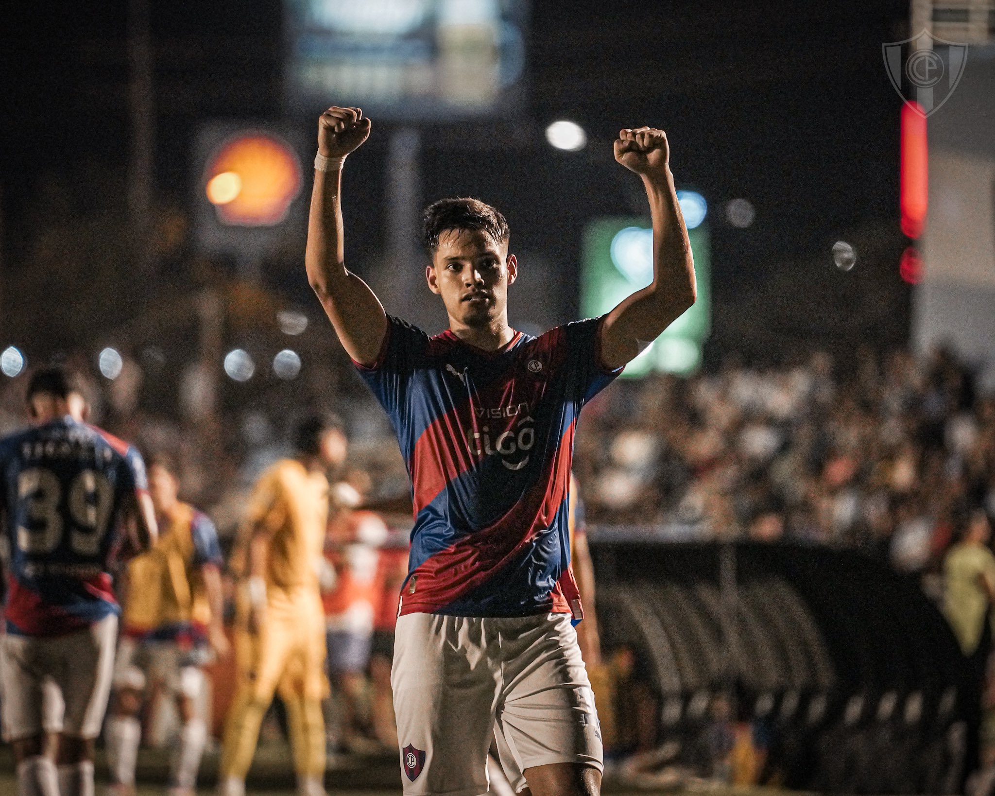 S&atilde;o Paulo confirma contrata&ccedil;&atilde;o de Bobadilla com v&iacute;deo nas redes sociais contendo gol sobre o Palmeiras no Morumbi