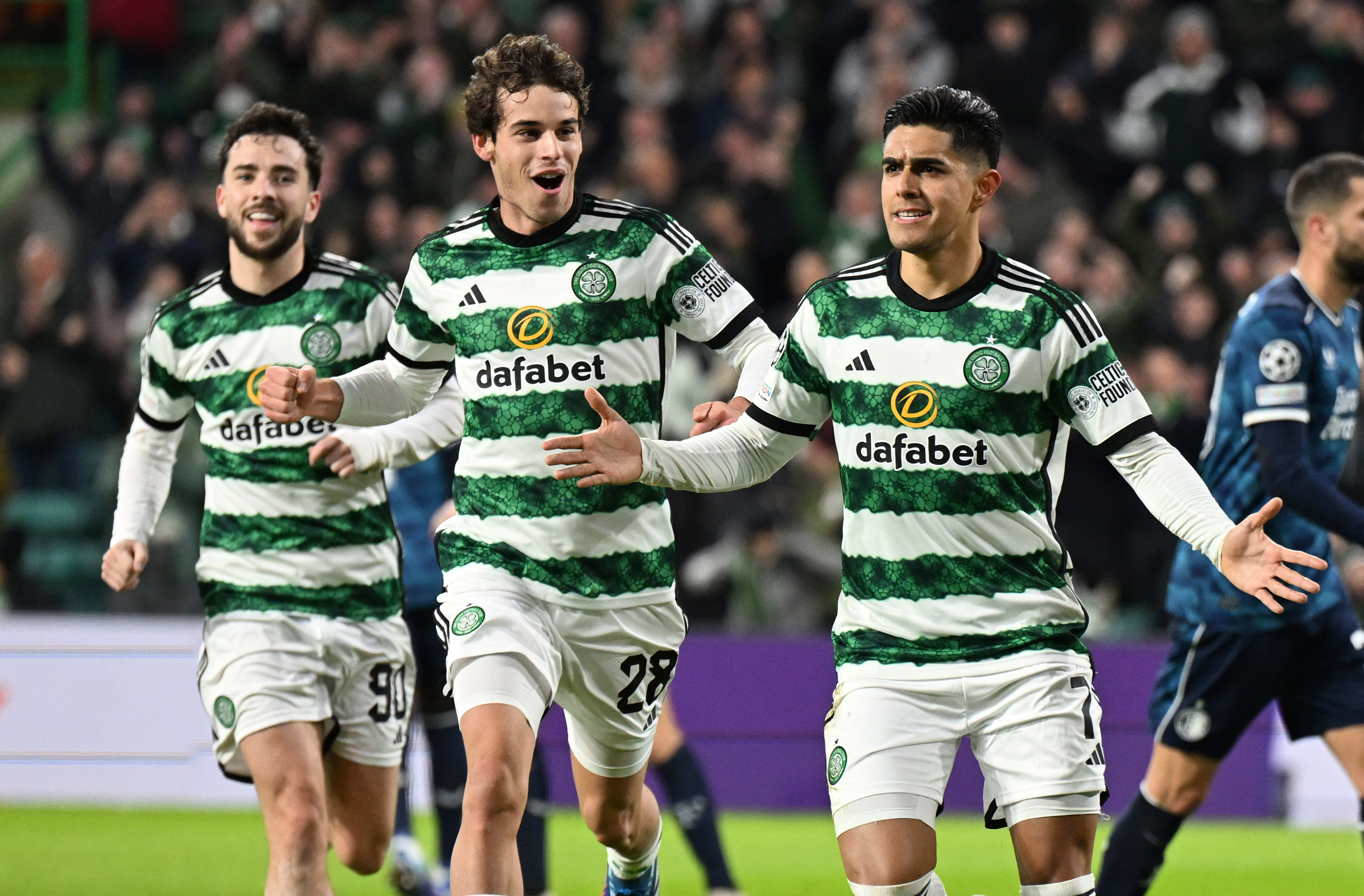Em jogo que n&atilde;o valia nada, Celtic vence Feyenoord e escapa de &lsquo;t&iacute;tulo&rsquo; de pior campanha da Champions