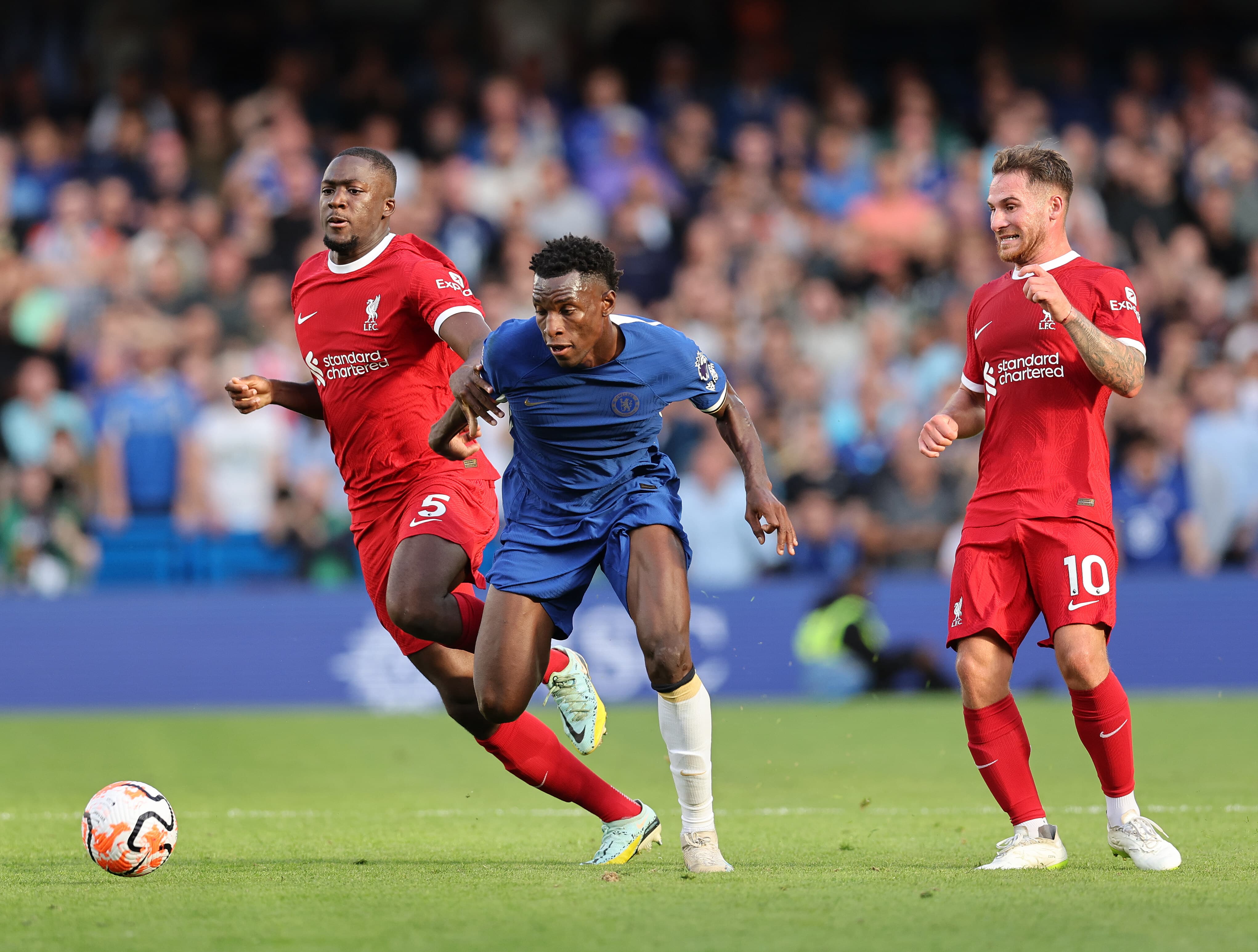 Procurando futebol no in&iacute;cio do ano? A Trivela te indica o que assistir na Inglaterra