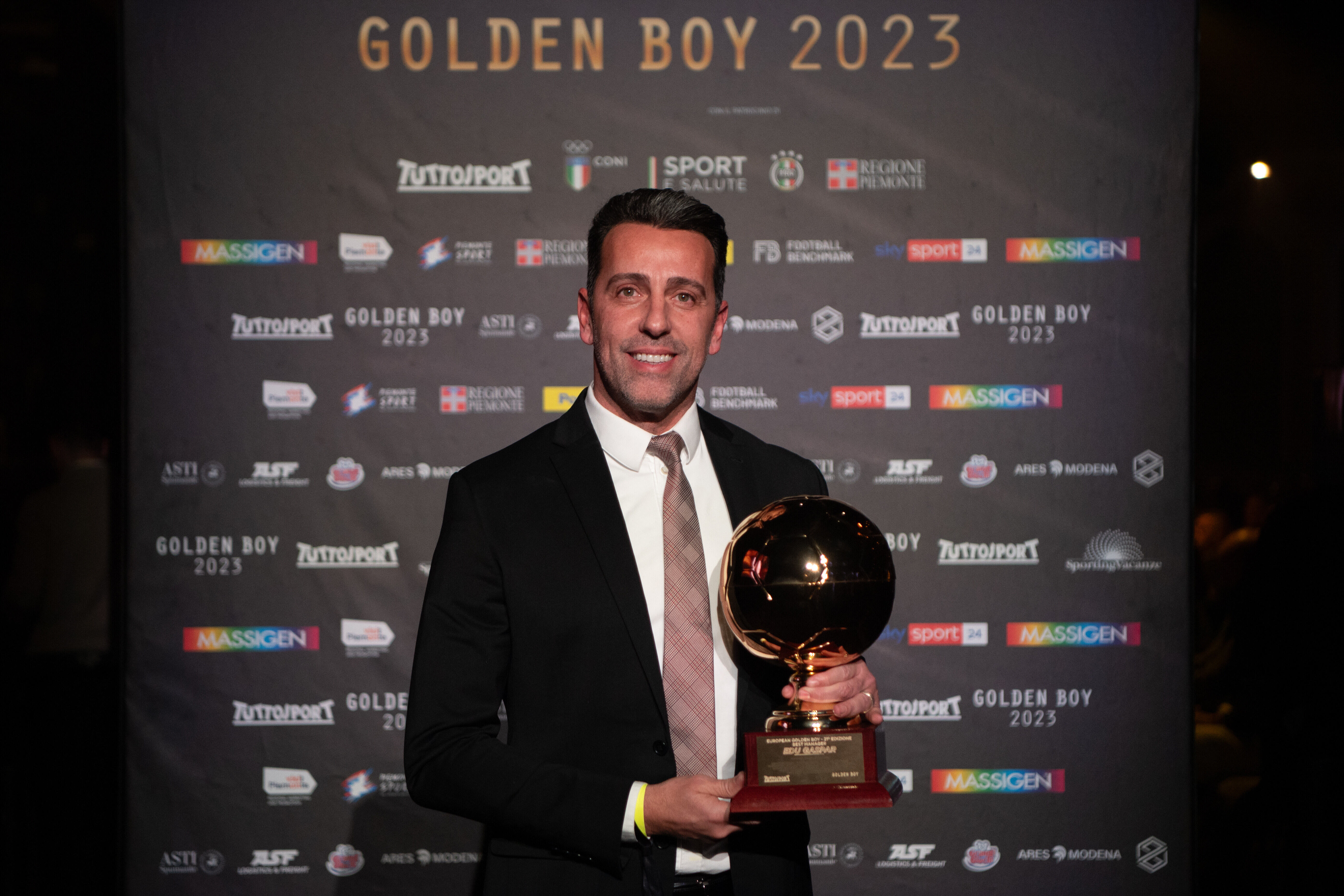 Edu fala sobre Arsenal e carreira de diretor e d&aacute; provas que, no futebol, acreditar rende bons frutos