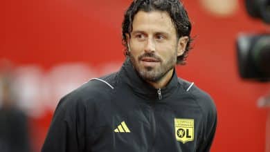 Mergulhado na crise, Lyon ter&aacute; que pagar multa milion&aacute;ria para Fabio Grosso