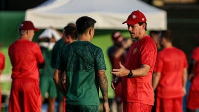 Diniz mant&eacute;m filosofia em entrevista de f&eacute; e descontra&ccedil;&atilde;o antes de estreia do Fluminense no Mundial