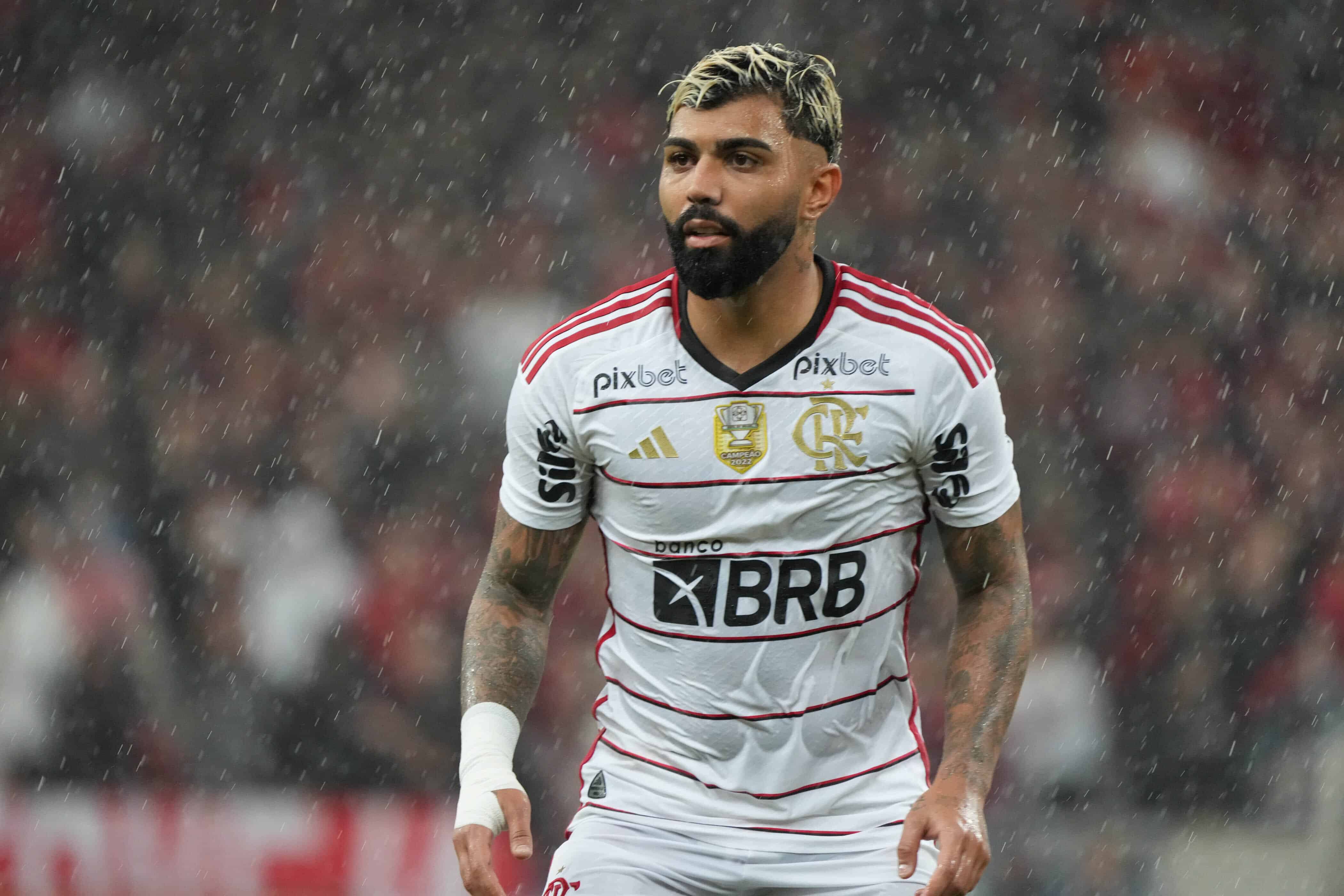 Acerto com Gabigol &eacute; pe&ccedil;a que falta para o Flamengo relaxar com renova&ccedil;&otilde;es em 2024