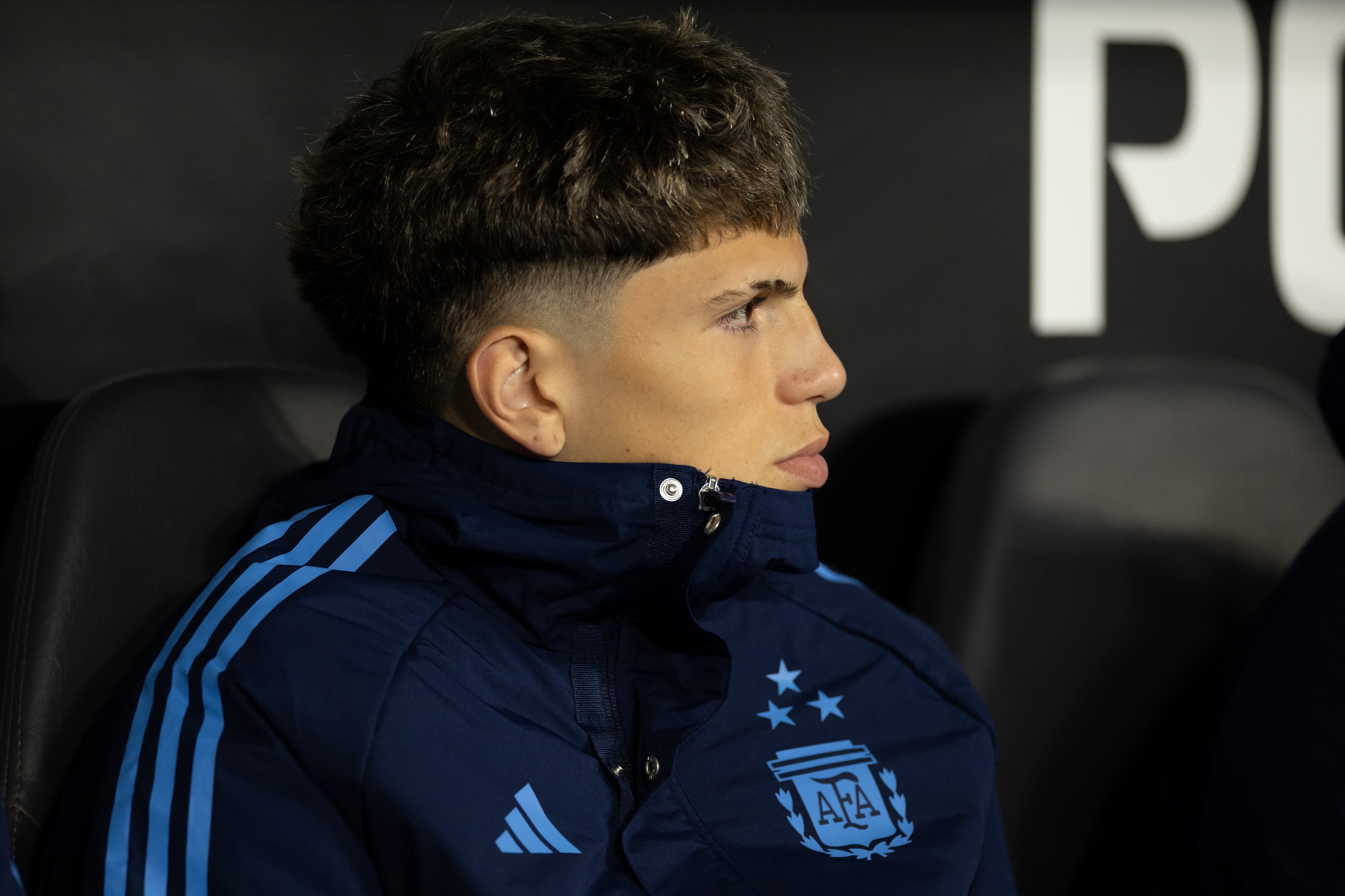 F&atilde; de Cristiano Ronaldo, Garnacho ter&aacute; que mudar para se adaptar na sele&ccedil;&atilde;o da Argentina