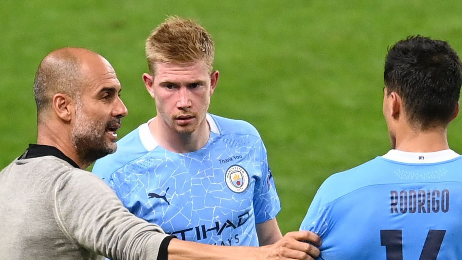 De Natal, o Manchester City quer De Bruyne e Rodri saud&aacute;veis e outra arrancada na Premier League