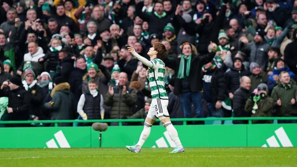 Kyogo assombra o Rangers mais uma vez e Celtic se isola na liderança do Campeonato Escocês
