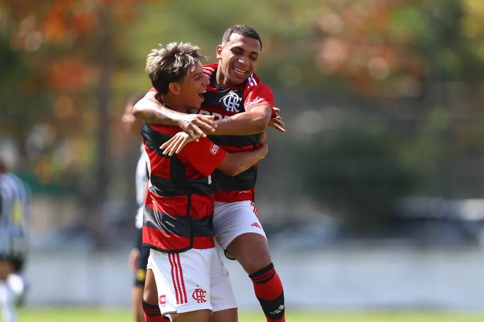 &lsquo;Cascudos&rsquo; da base comandar&atilde;o ataque do Flamengo na Copinha 2024; saiba nomes