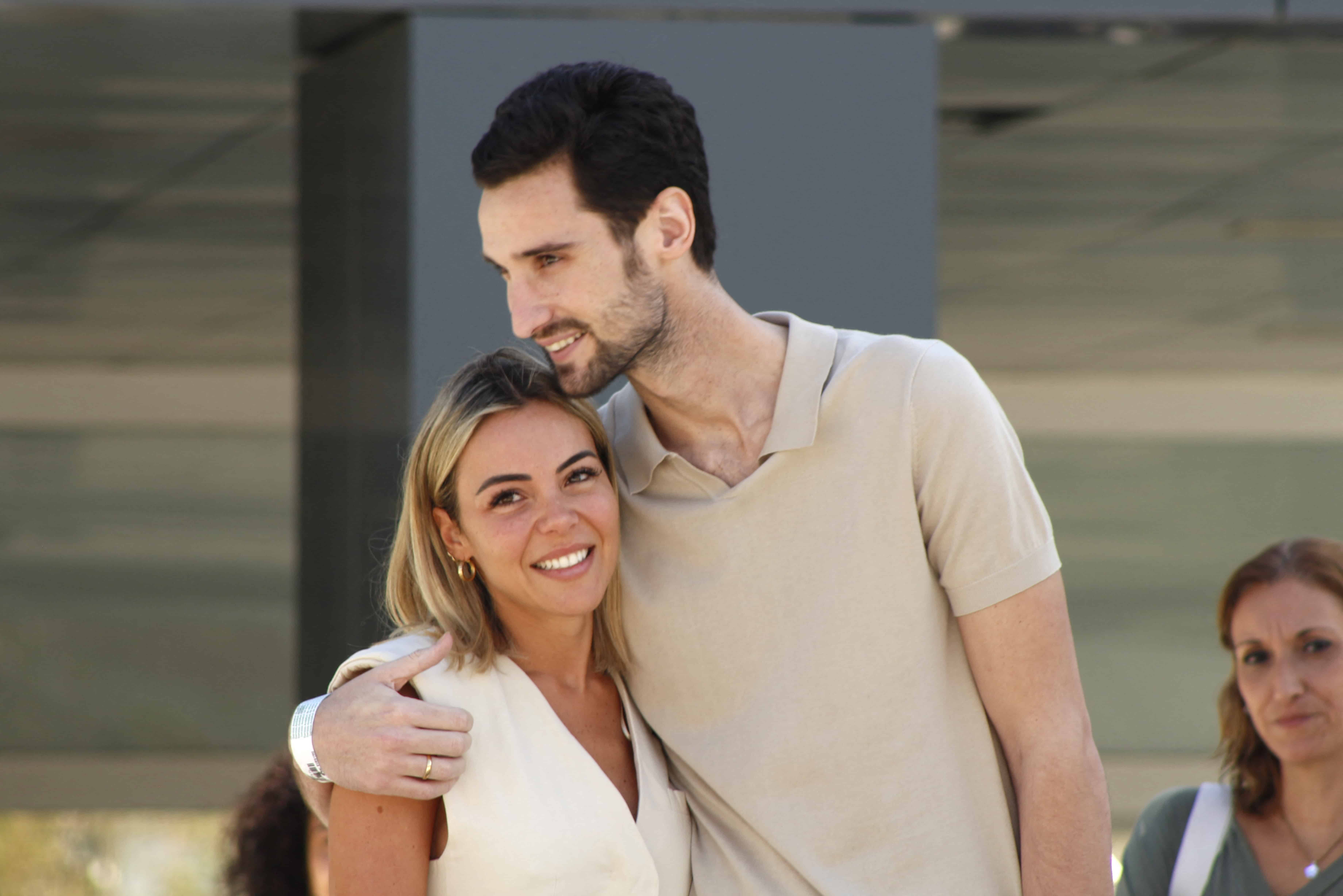 Sergio Rico, do PSG, fala sobre ter ficado 26 dias em coma e quer voltar a jogar futebol