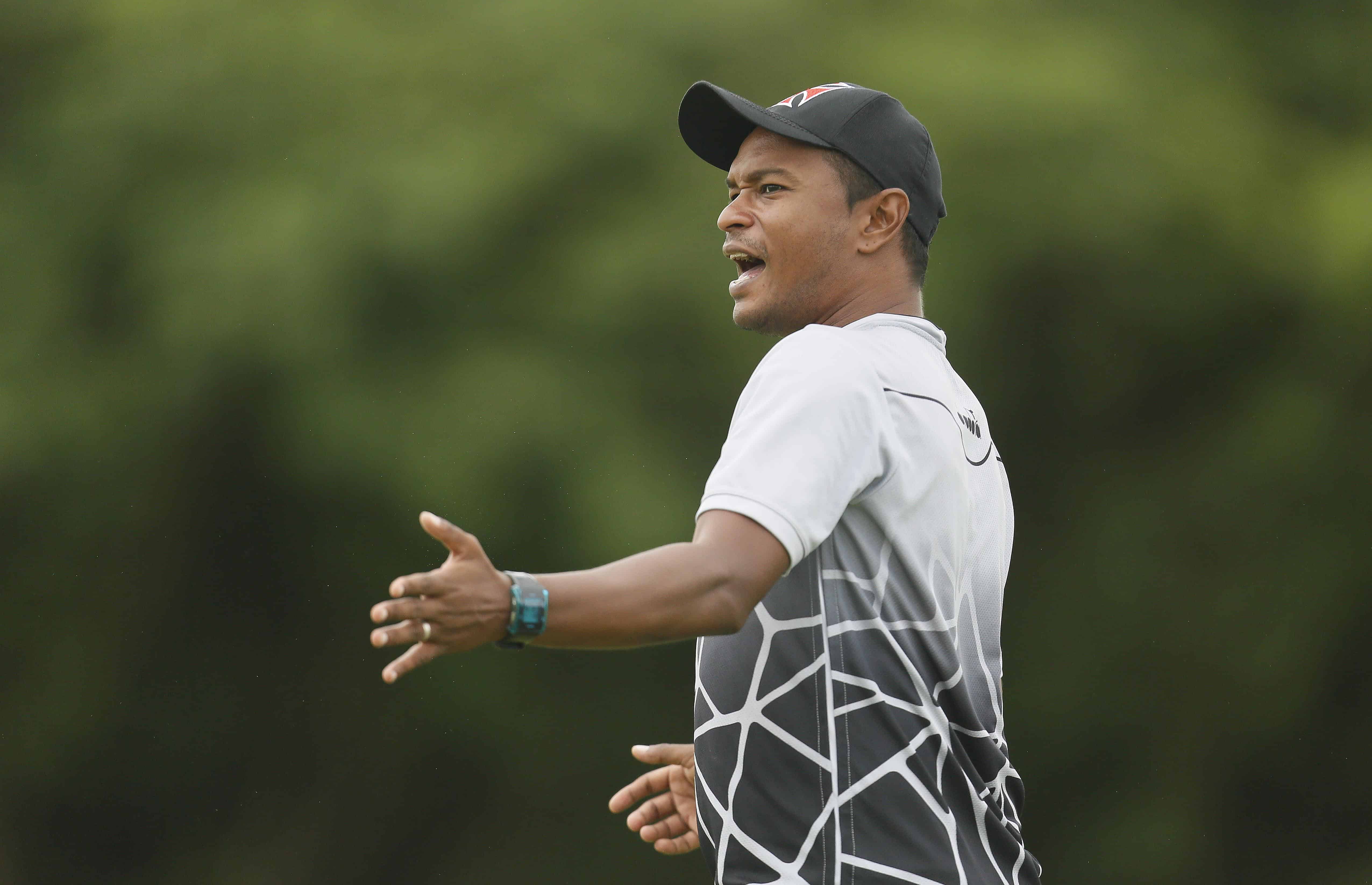 Atrasado, Atl&eacute;tico-MG inicia reformula&ccedil;&atilde;o no feminino com an&uacute;ncio de t&eacute;cnico, que causa justa indigna&ccedil;&atilde;o na torcida