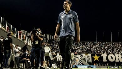 Carille volta &agrave; Vila como t&eacute;cnico do Santos com casa cheia e buscando sequ&ecirc;ncia que n&atilde;o vem desde Sampaoli