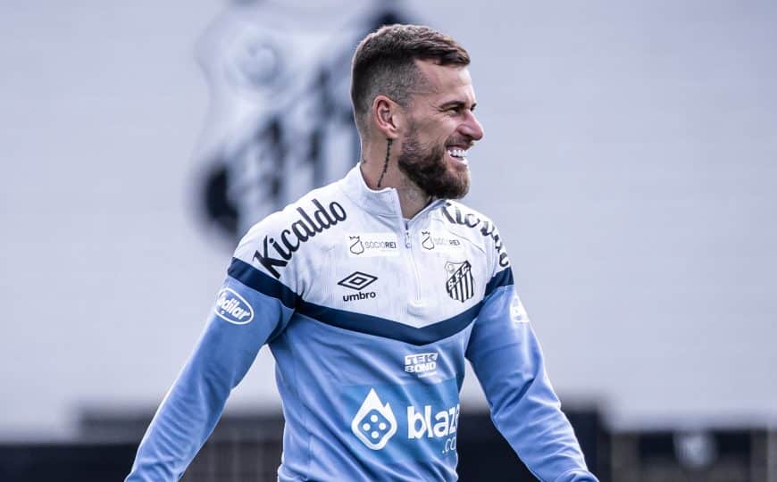 Após ser relacionado pelo Santos para torneio no Catar, Lucas Lima acerta transferência para o Sport