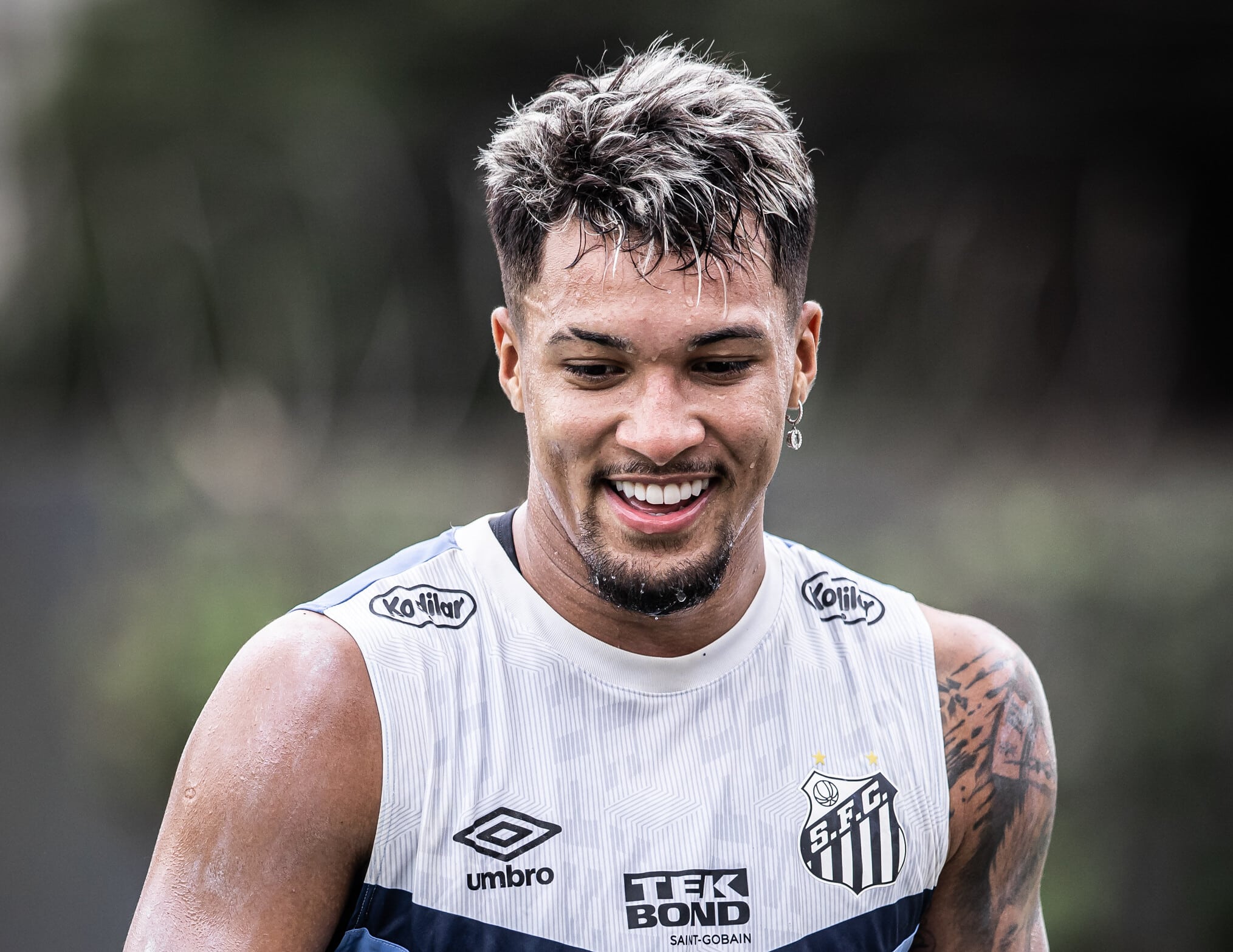 &lsquo;Obriga&ccedil;&atilde;o de venda&rsquo; pode render ao Santos neg&oacute;cio melhor que o imaginado por Marcos Leonardo