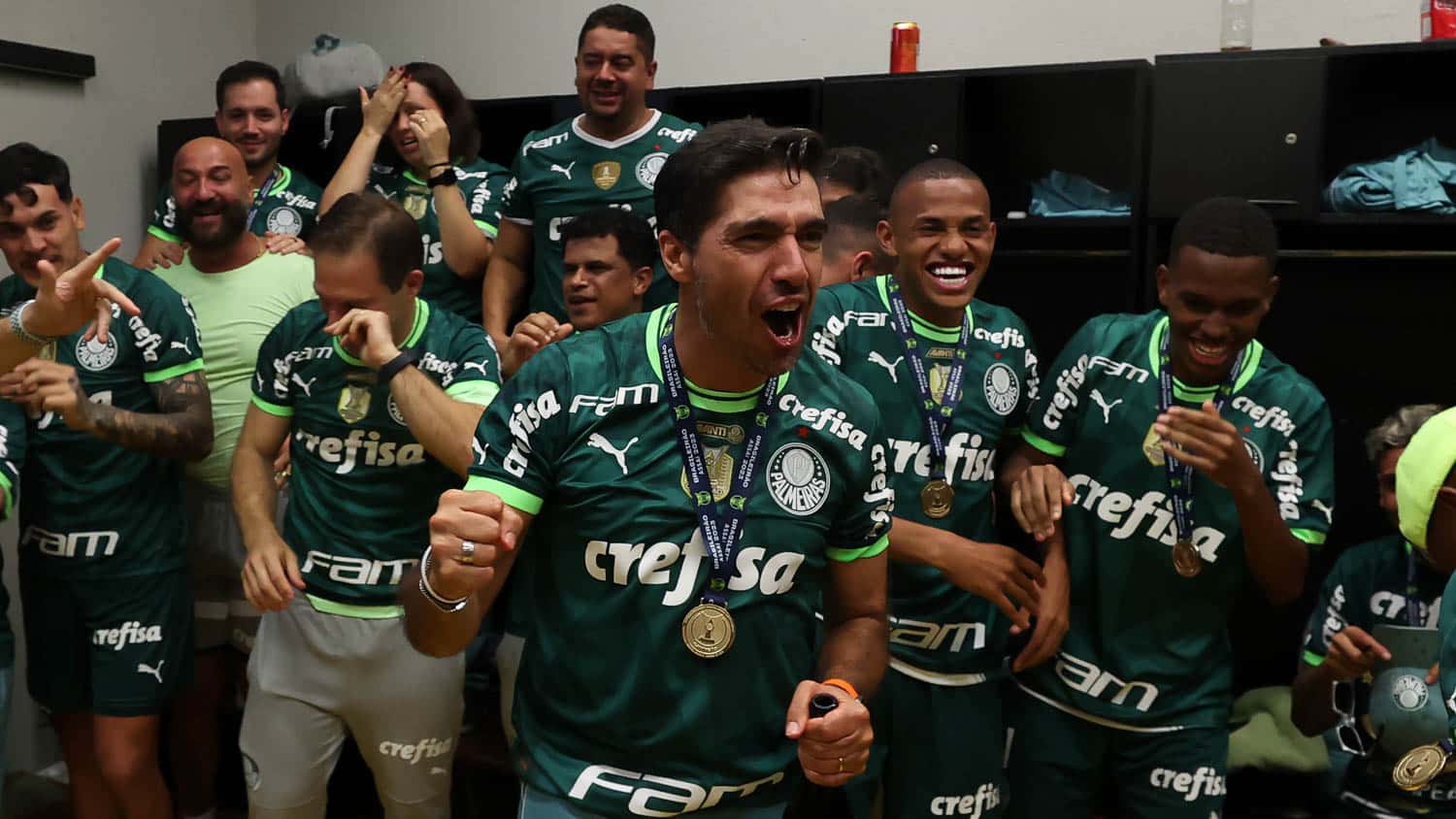 Abel Ferreira renova com Palmeiras at&eacute; fim de 2025 &ndash; clube quer ampliar legado e j&aacute; ofereceu mais dois anos a ele