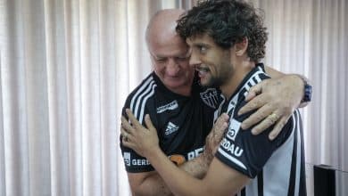 Reencontro de Scarpa e Felip&atilde;o, R&eacute;ver em nova fun&ccedil;&atilde;o e mais: o primeiro dia do Atl&eacute;tico-MG em 2024